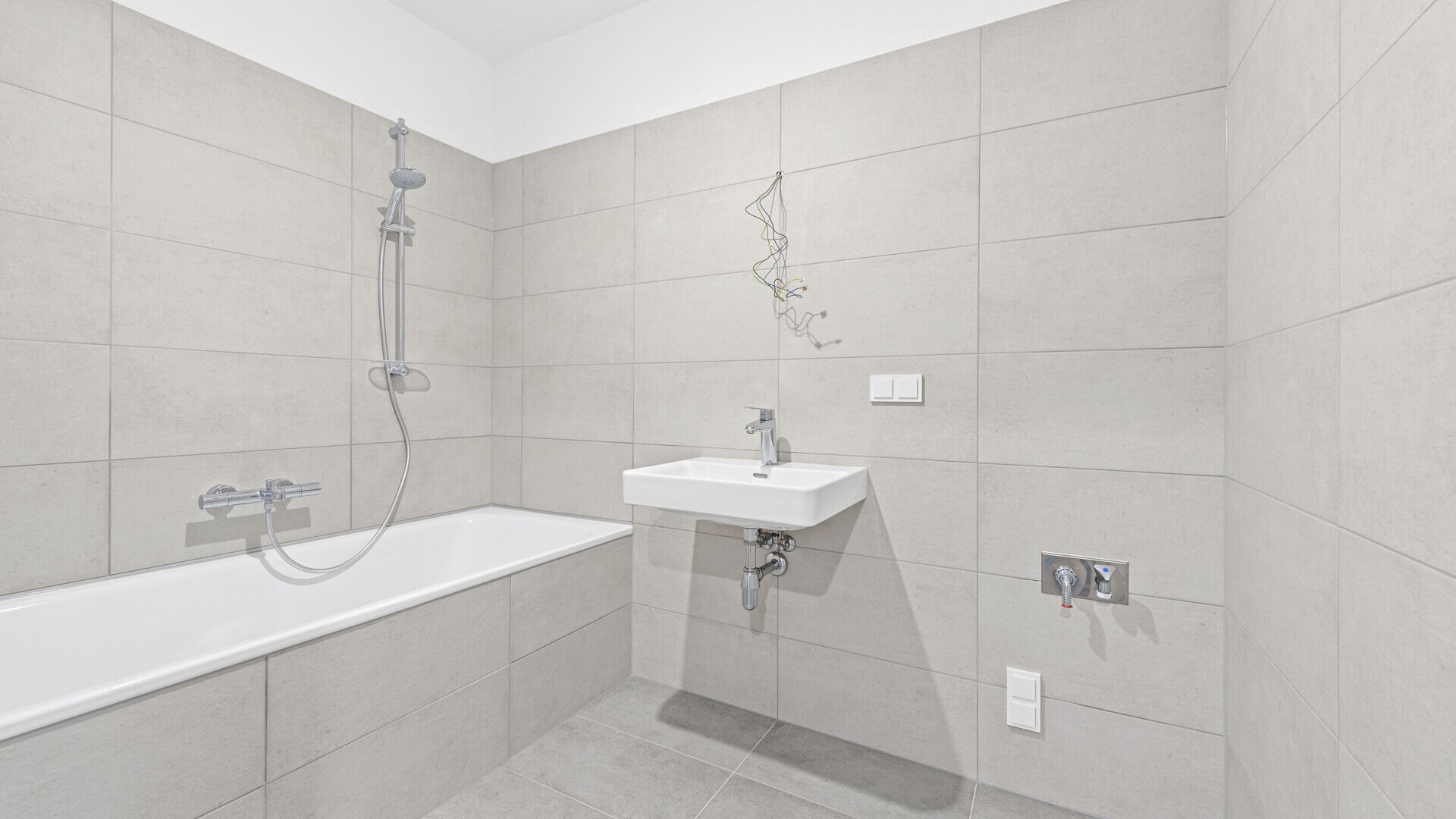 2025-12-09-S01626-Stiege 2-Top 29-007