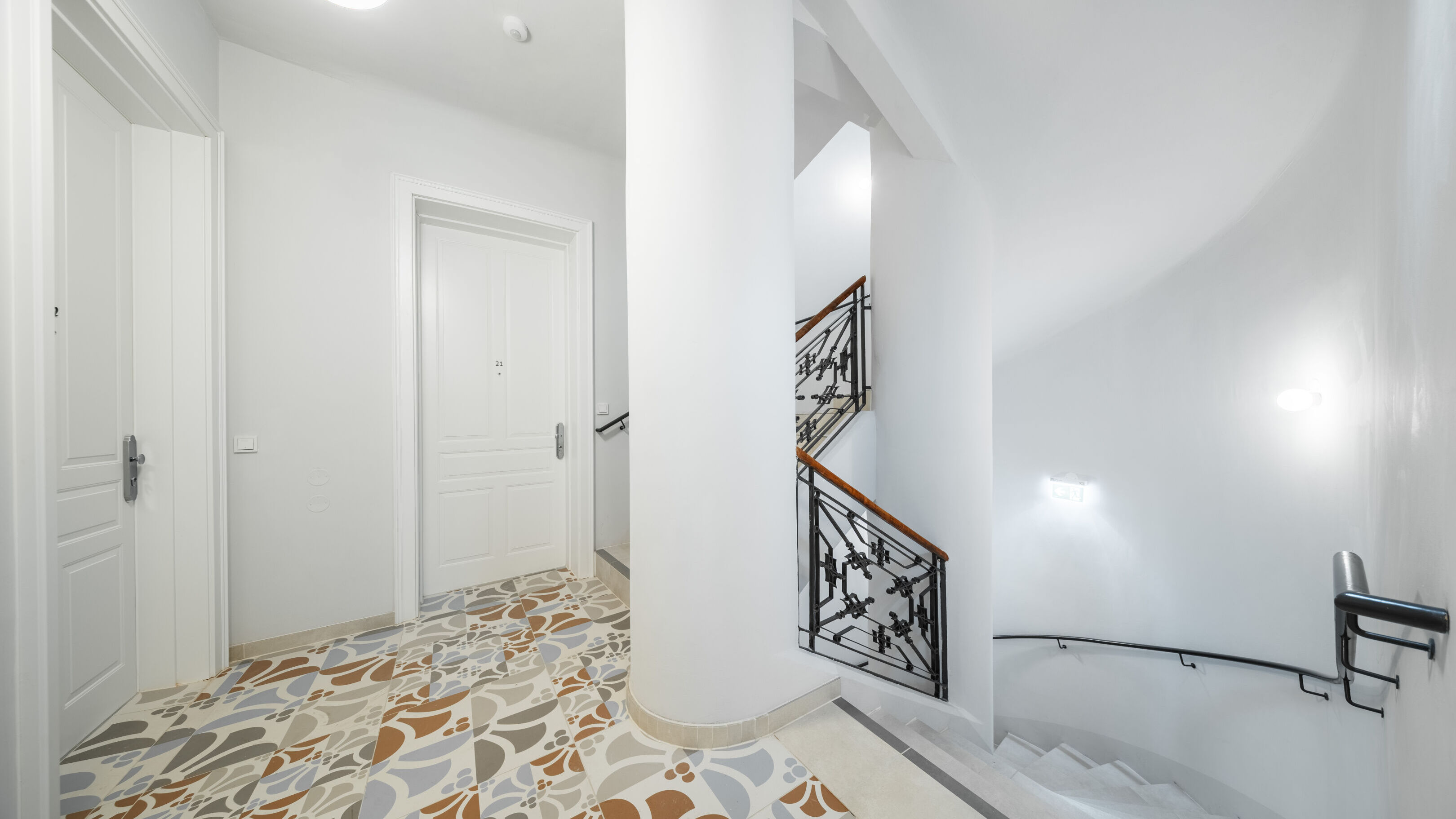 Essenz No. 1 | Stiegenhaus