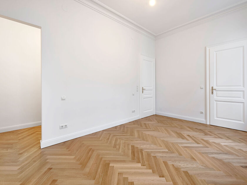 Schlafzimmer mit Schrankraum
