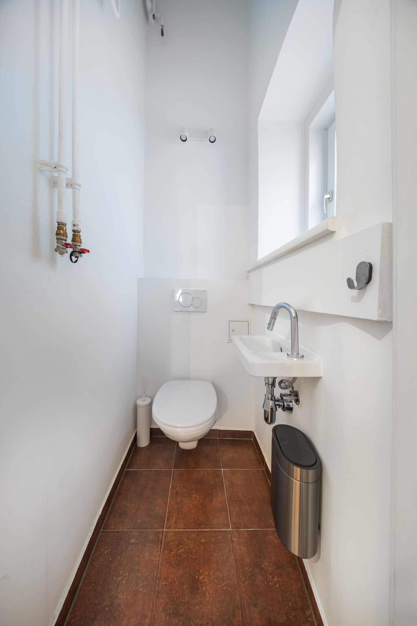 WC 2