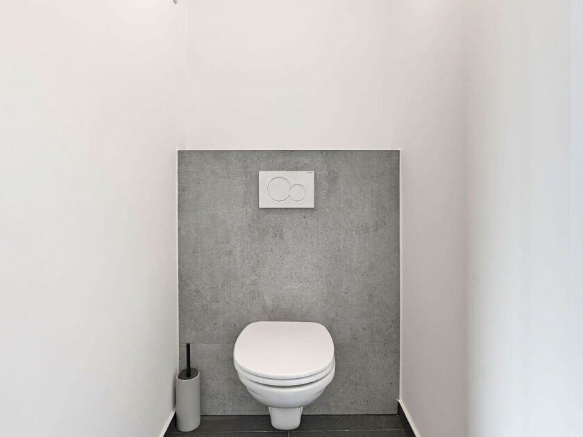 WC 2