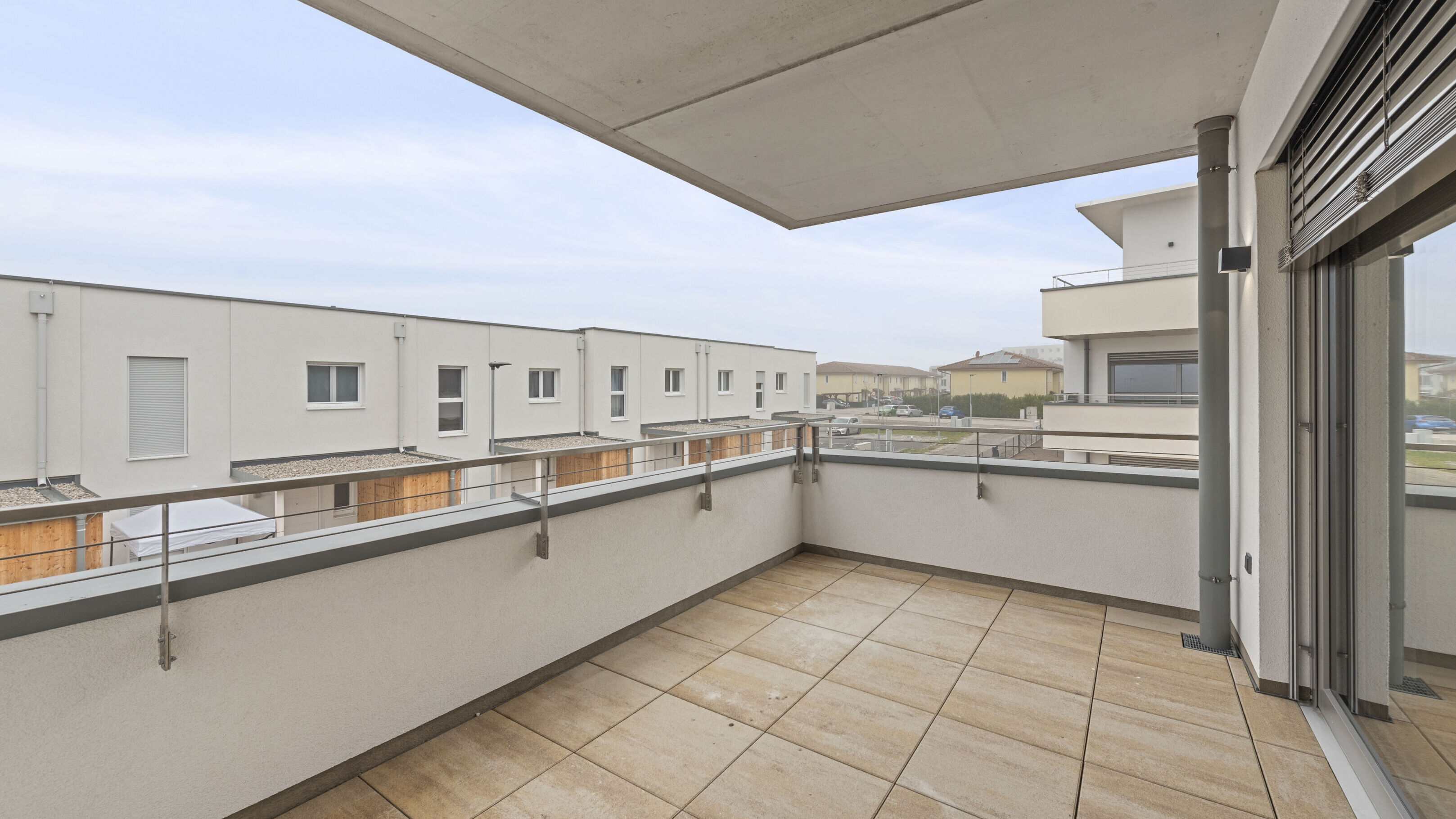 2025-12-17 S01624-C06-300