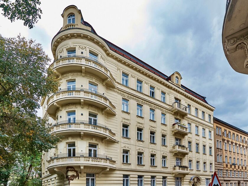 Widerhoferplatz 1 | Fassade