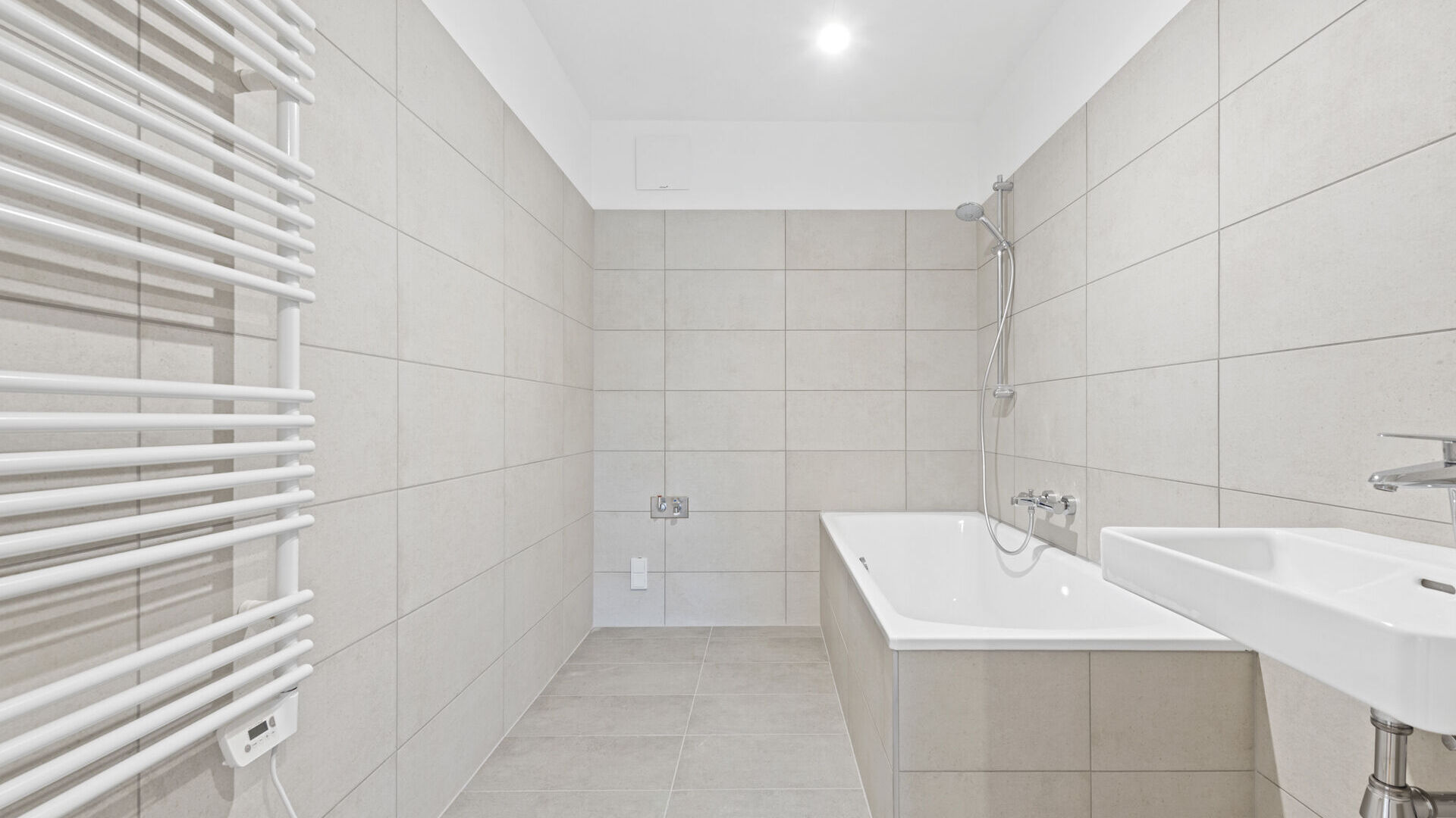 2025-12-09-S01626-Stiege 2-Top 7-008