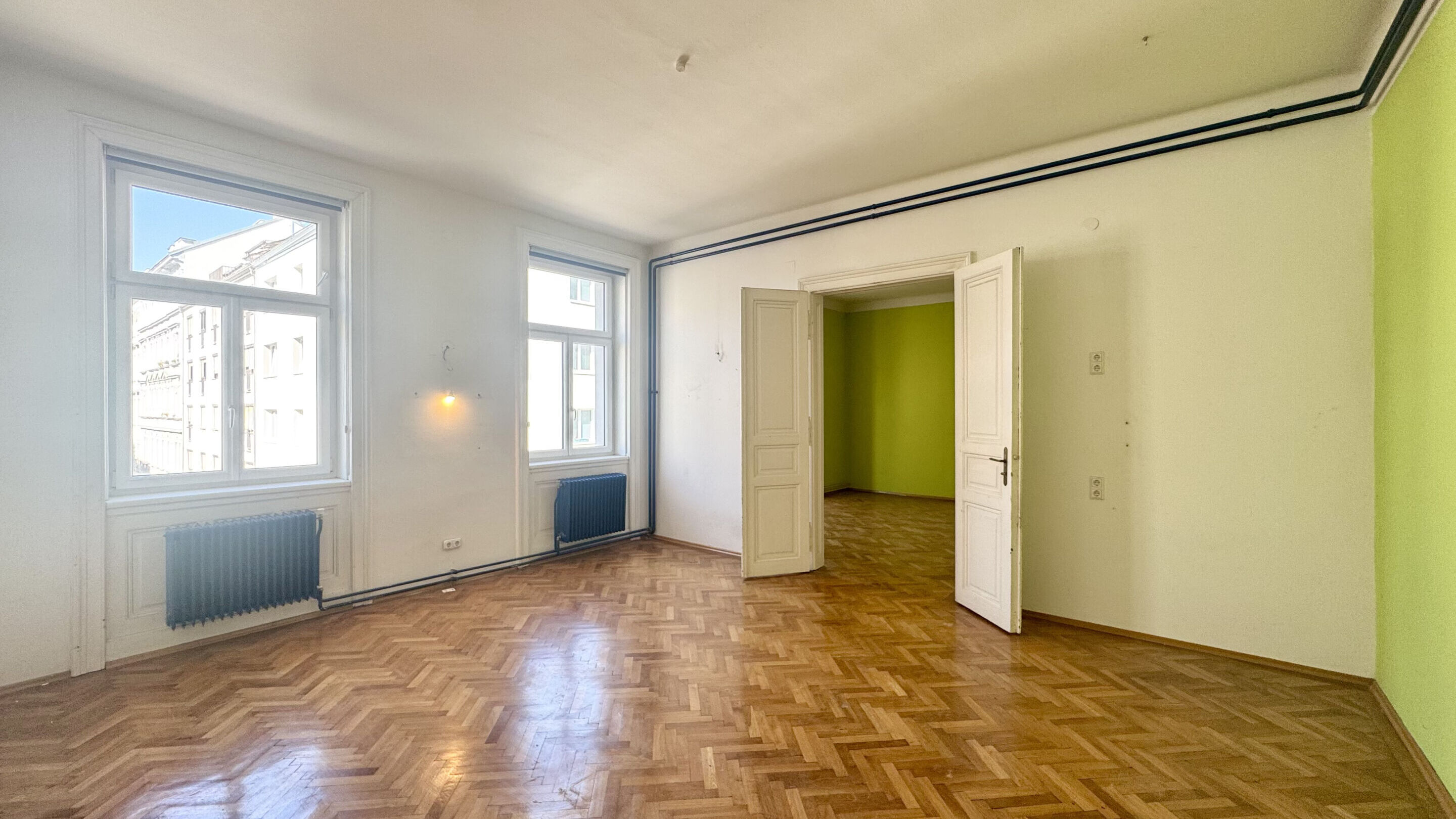 Schlafzimmer 1