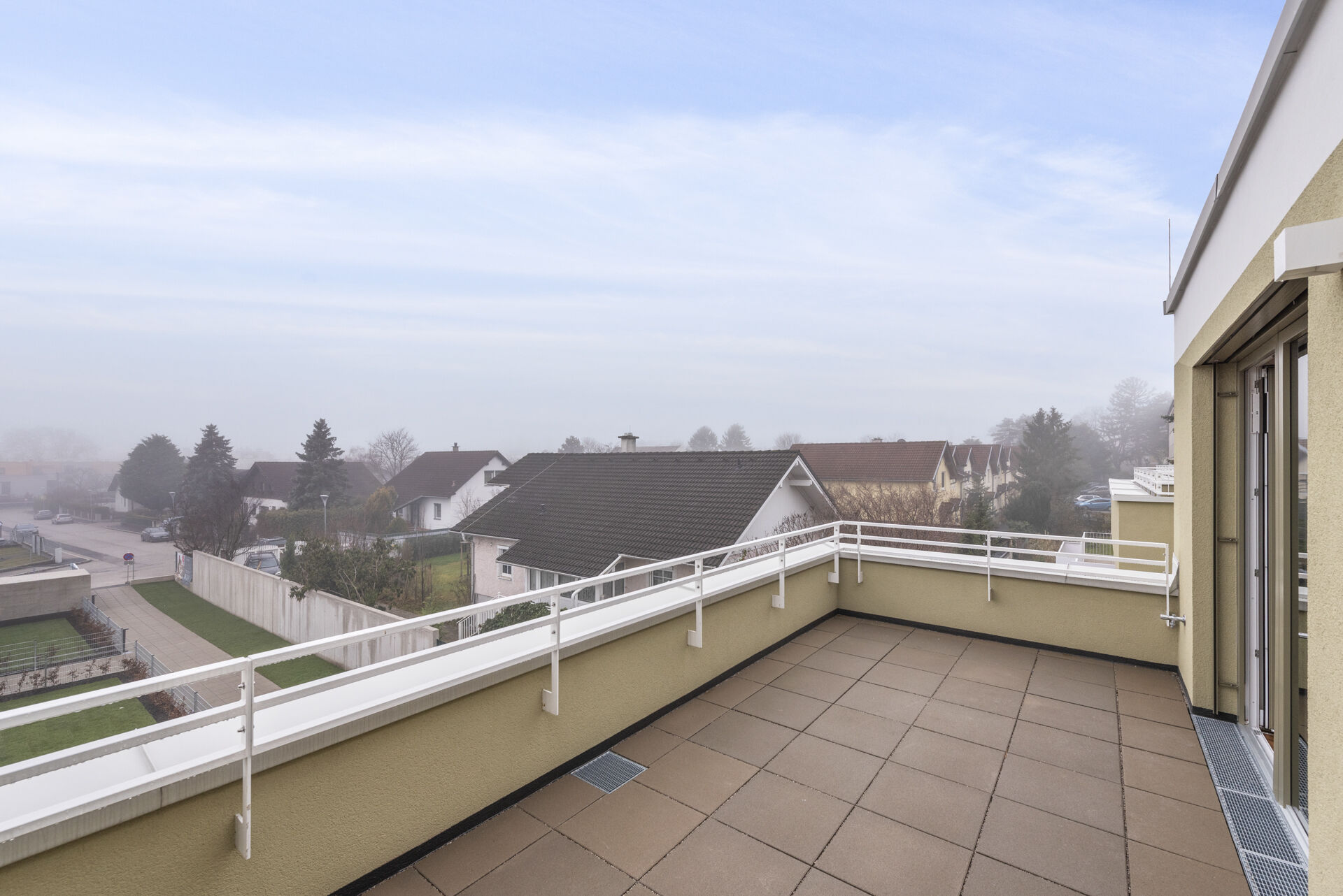 2025-12-09-S01626-Stiege 2-Top 23-017