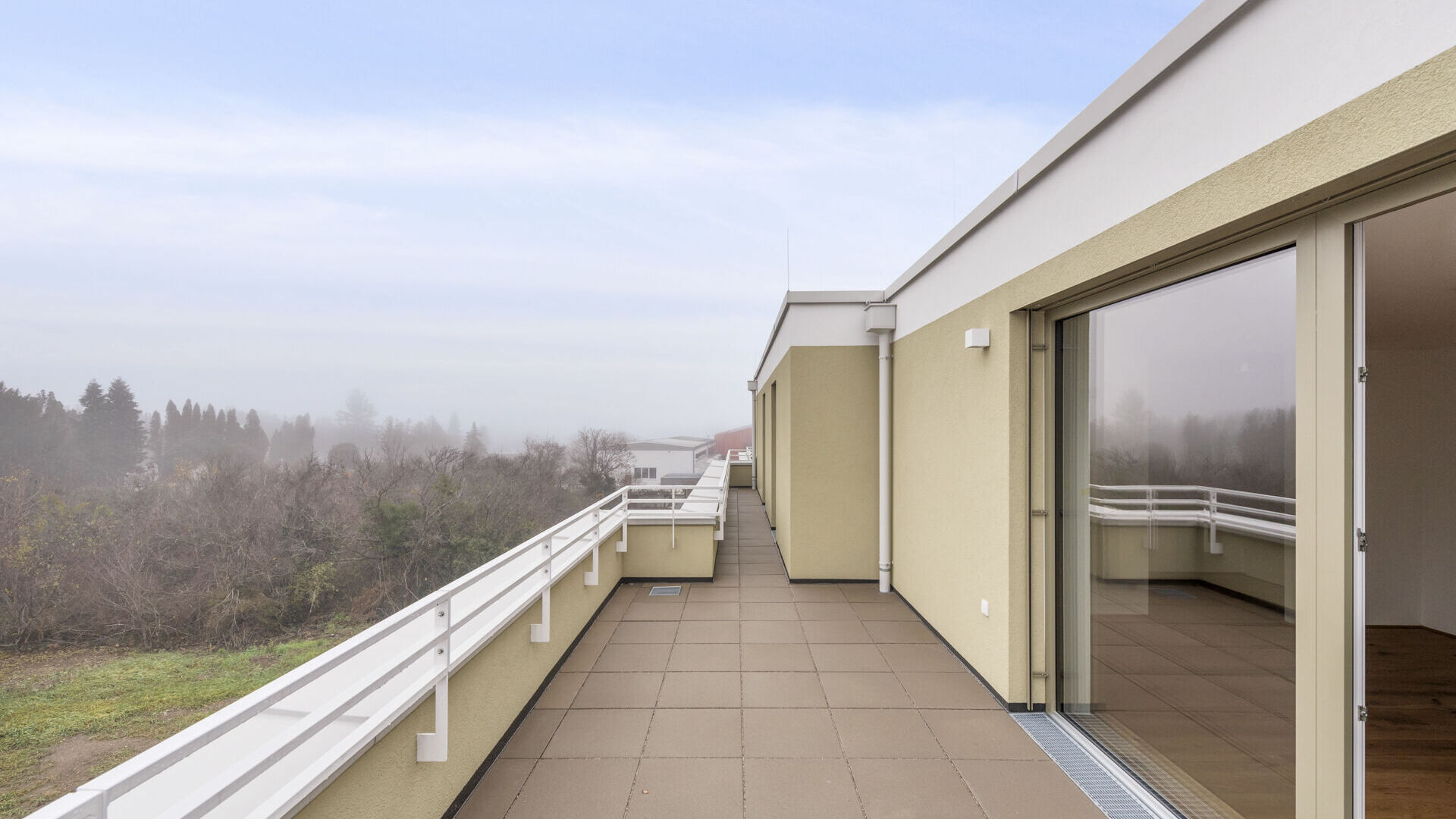 2025-12-09-S01626-Stiege 2-Top 27-012