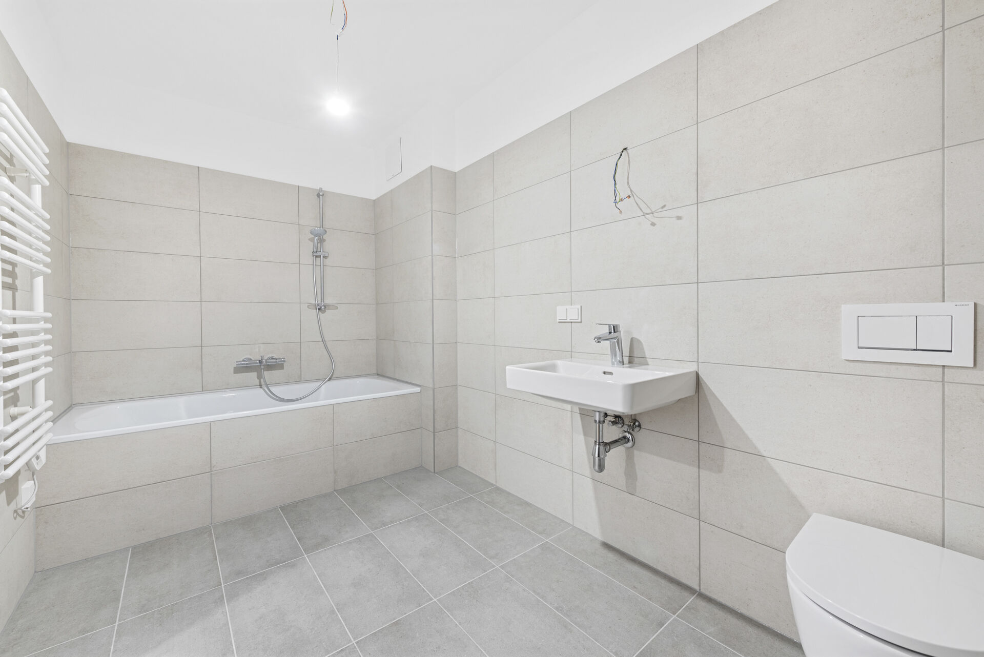 2025-12-09-S01626-Stiege 2-Top 23-011