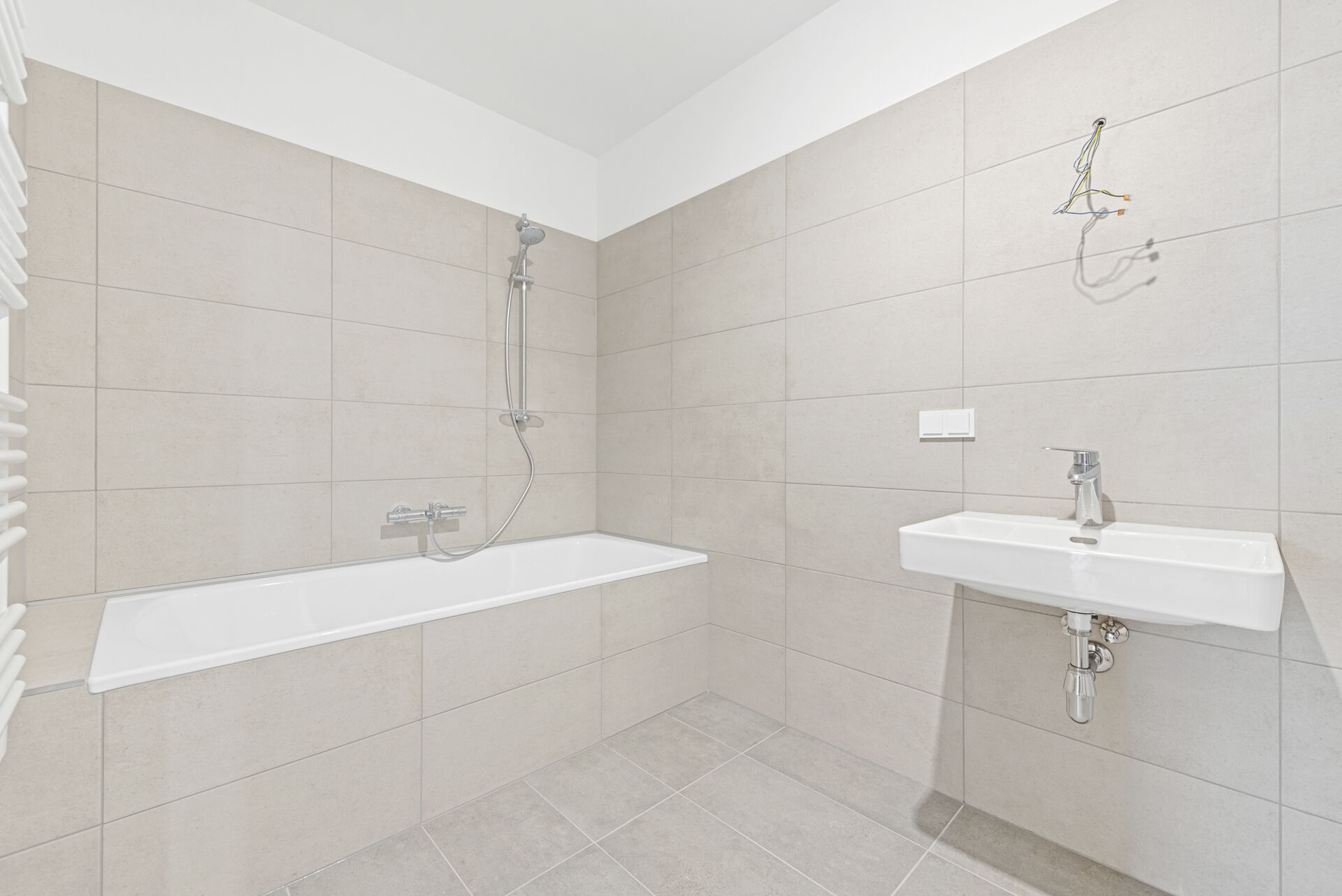 2025-12-09-S01626-Stiege 2-Top 16-008