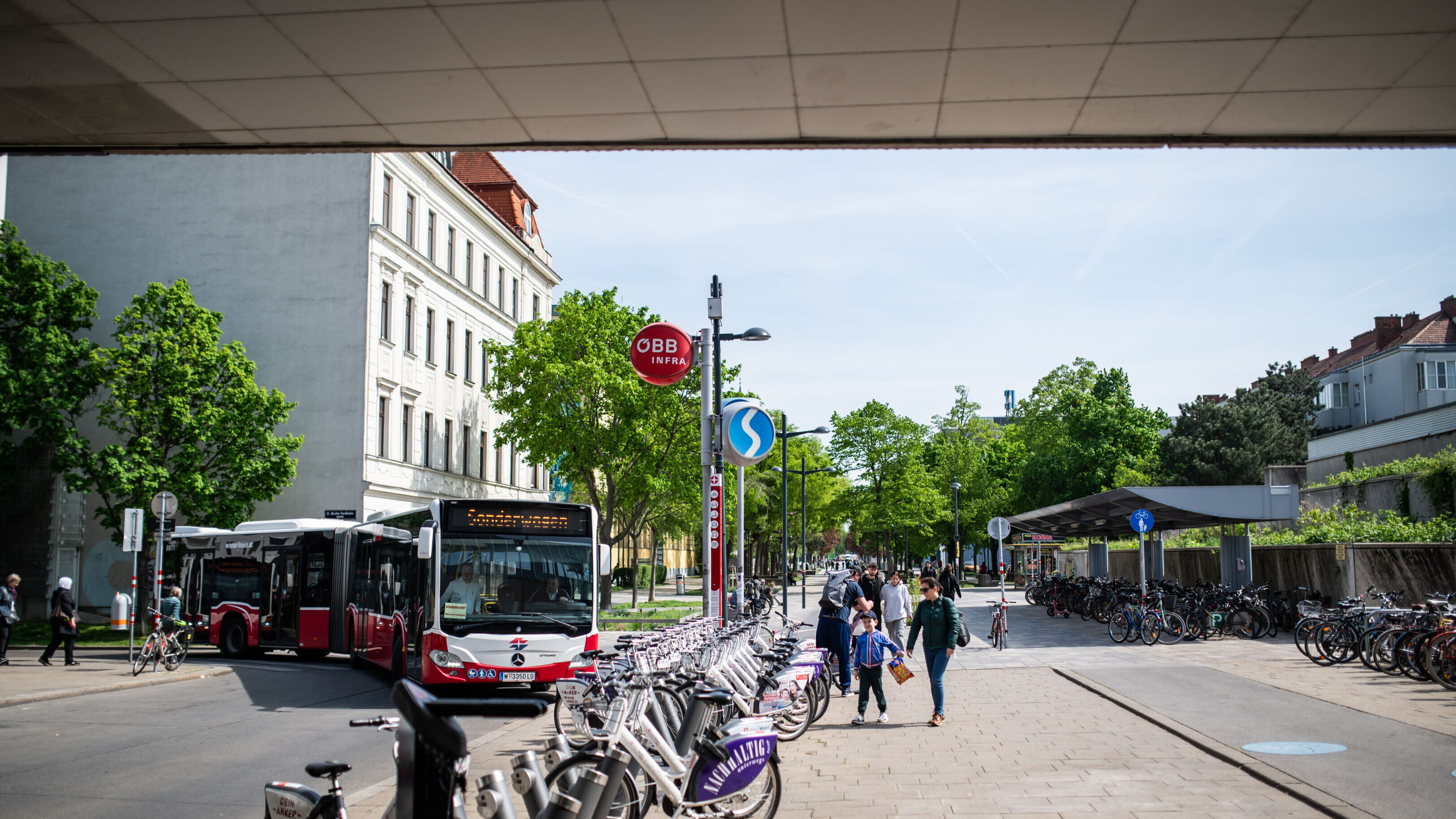 WINEGG - Fahrbachgasse 6-8 - Umgebung - 11.04.2024 -  013