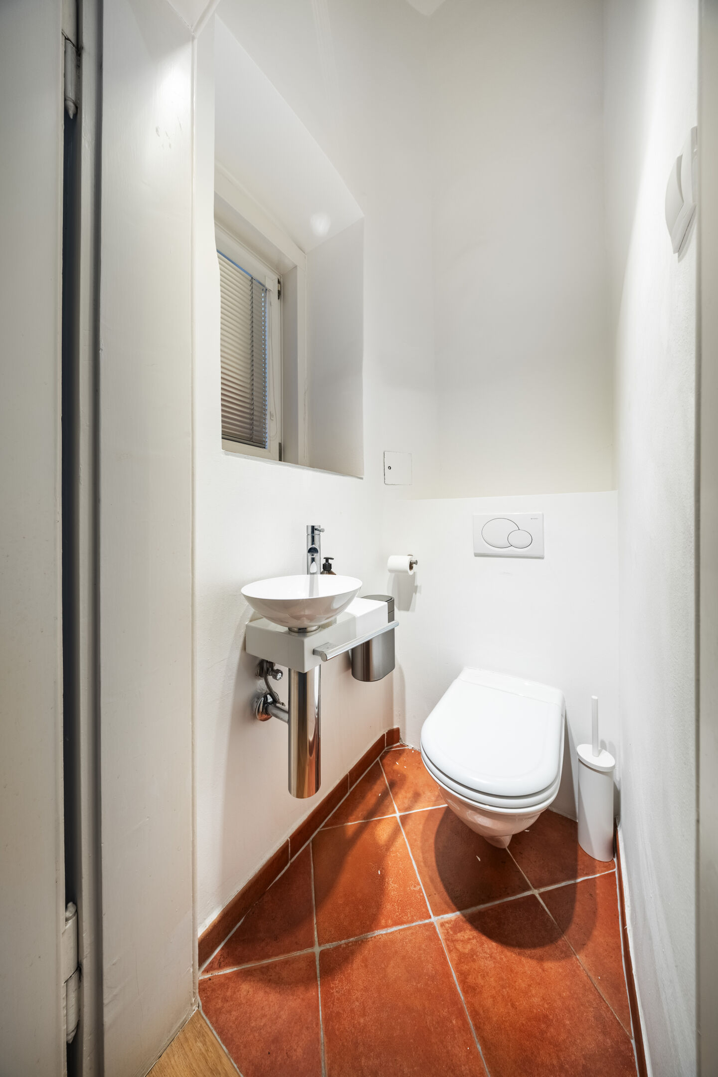 WC 1