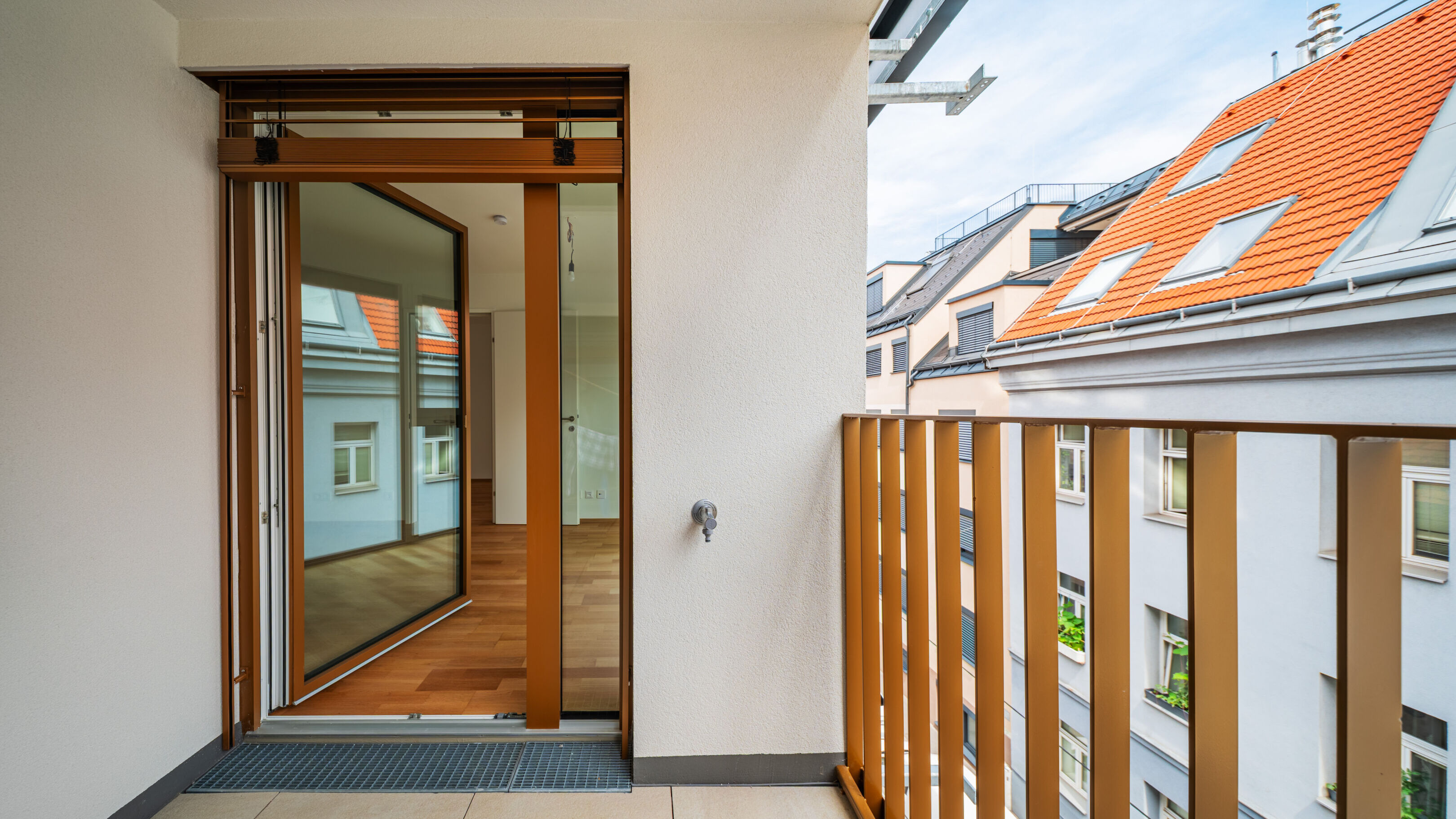 07 2026 Top 17 Balkon 2