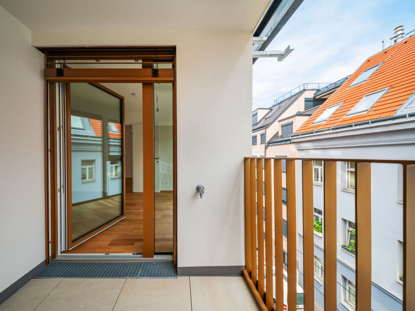 07 2026 Top 17 Balkon 2