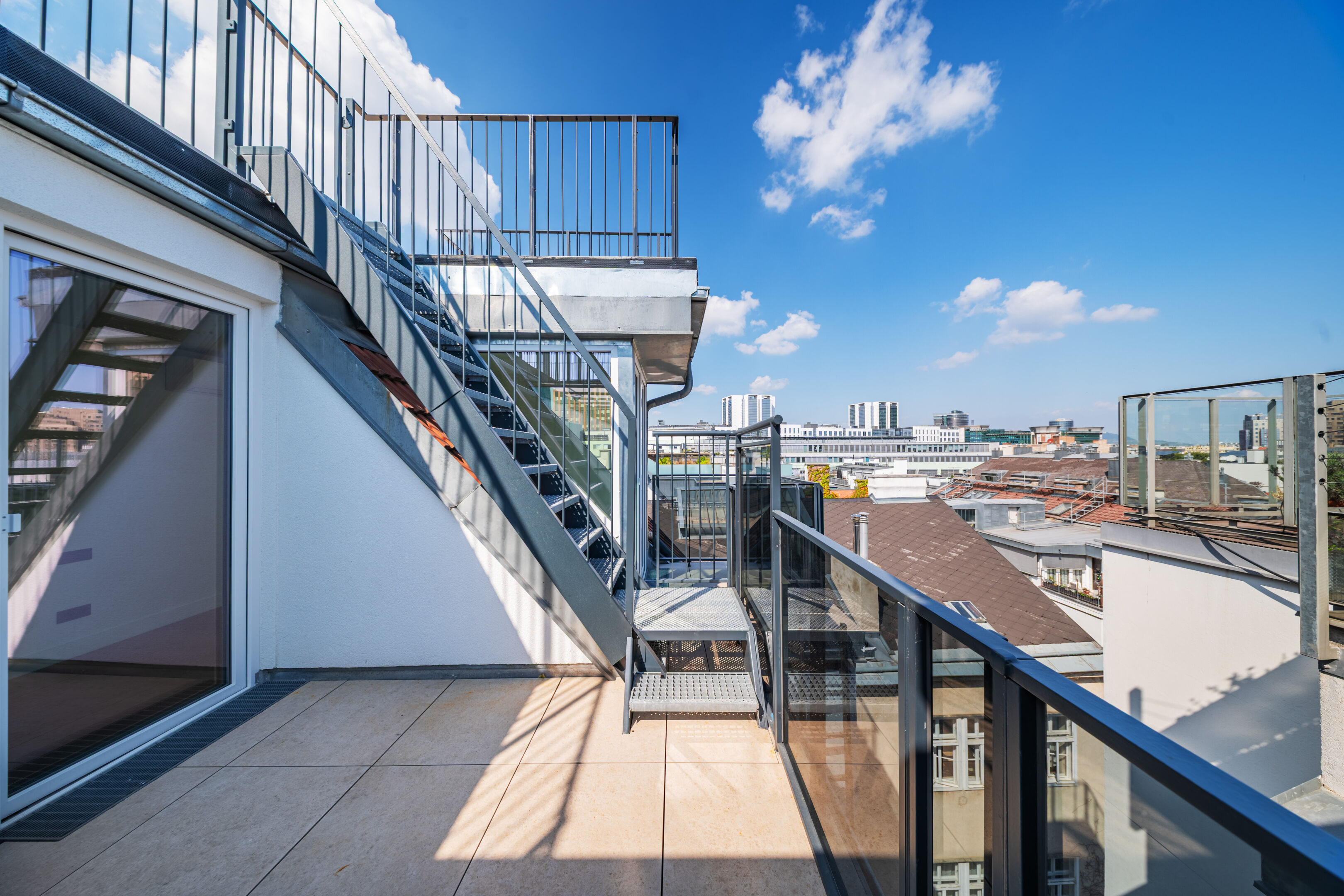 Terrasse & Aufgang Dachterrasse