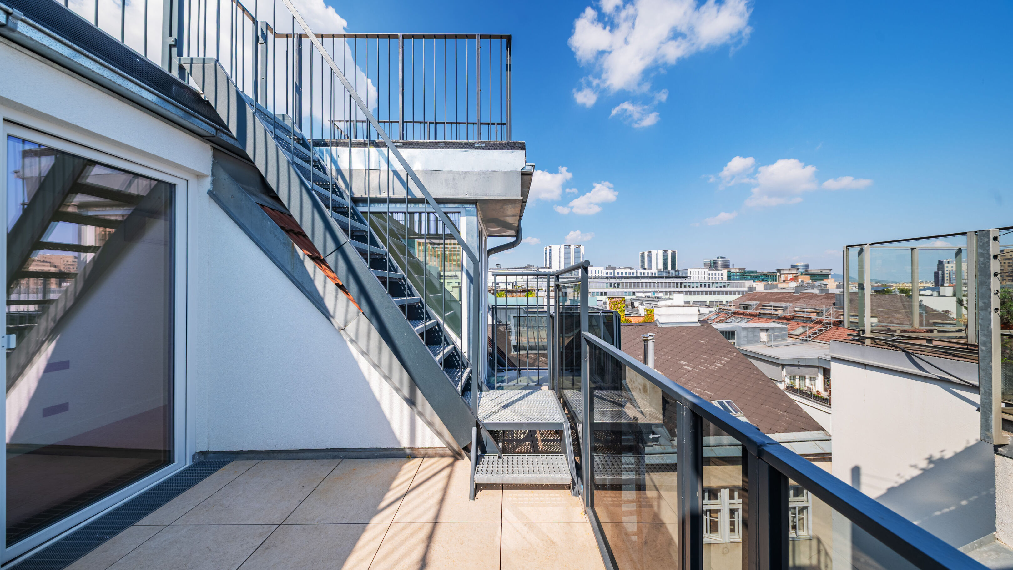 Terrasse & Aufgang Dachterrasse