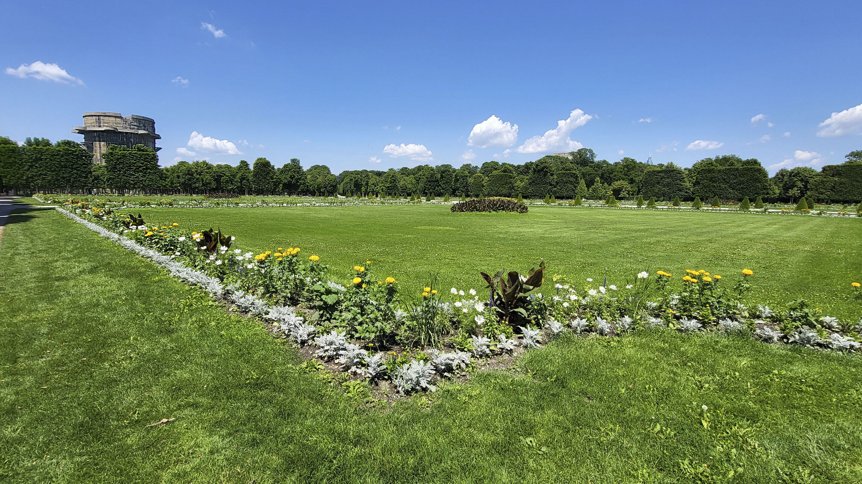 Augarten 2