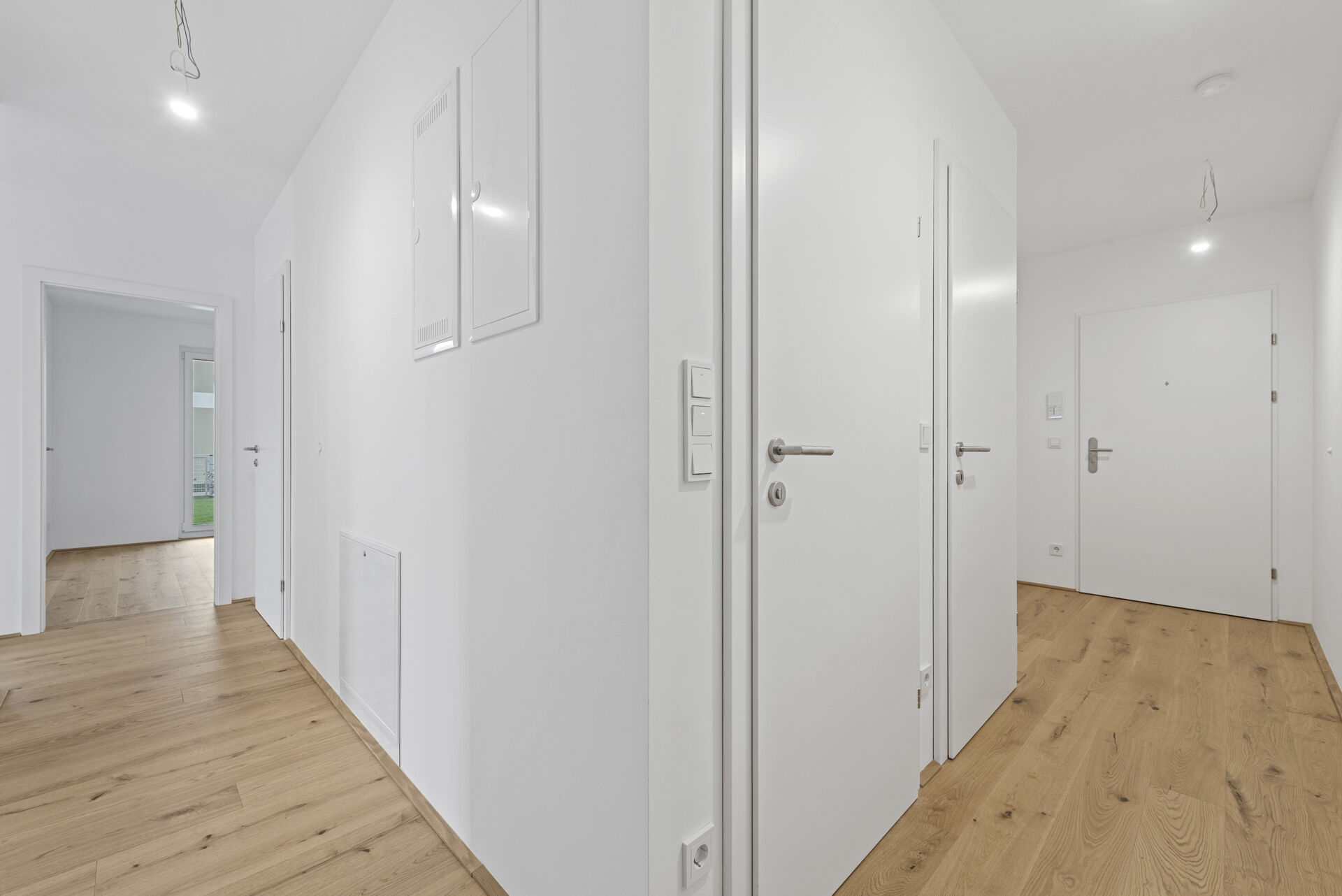 2025-12-09-S01626-Stiege 2-Top 4-004