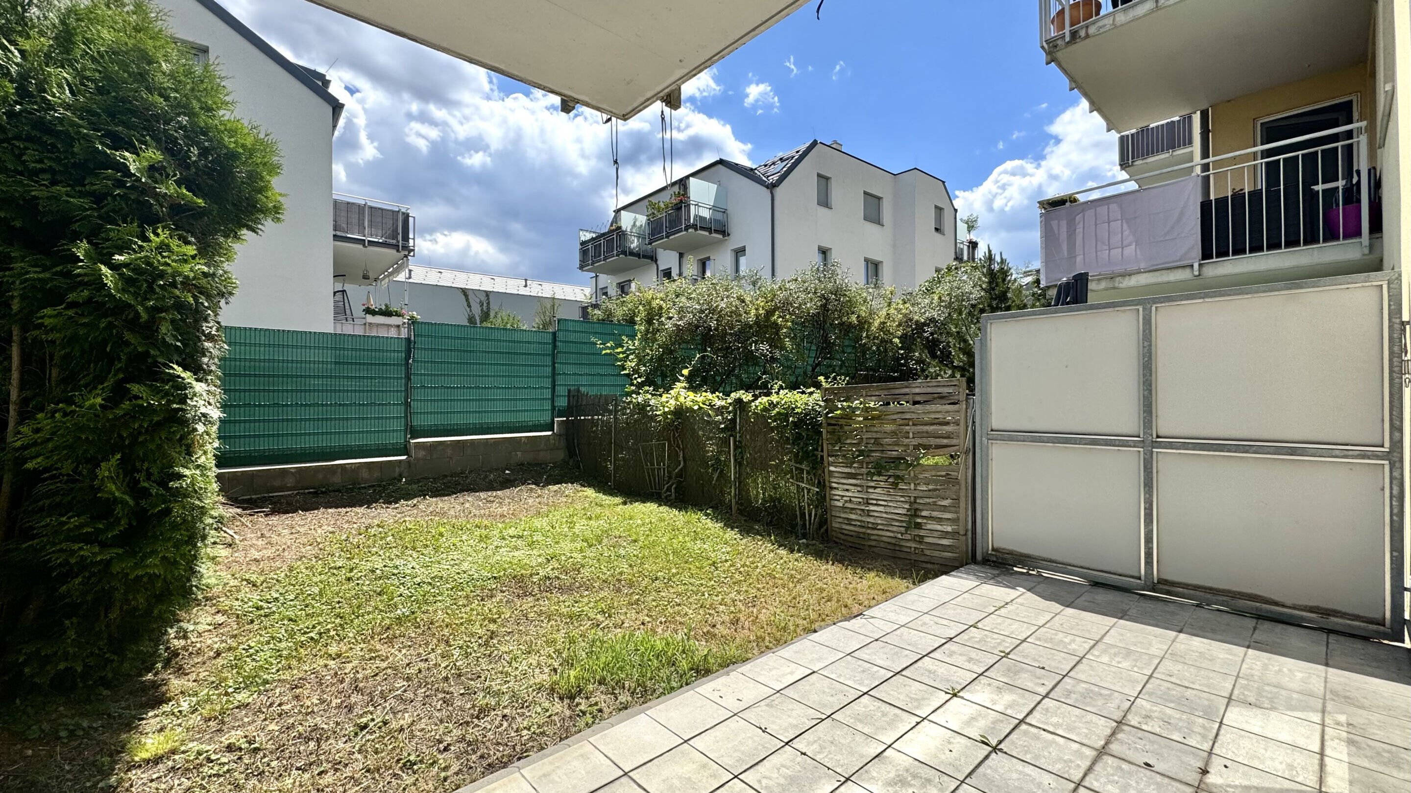 Terrasse und Garten
