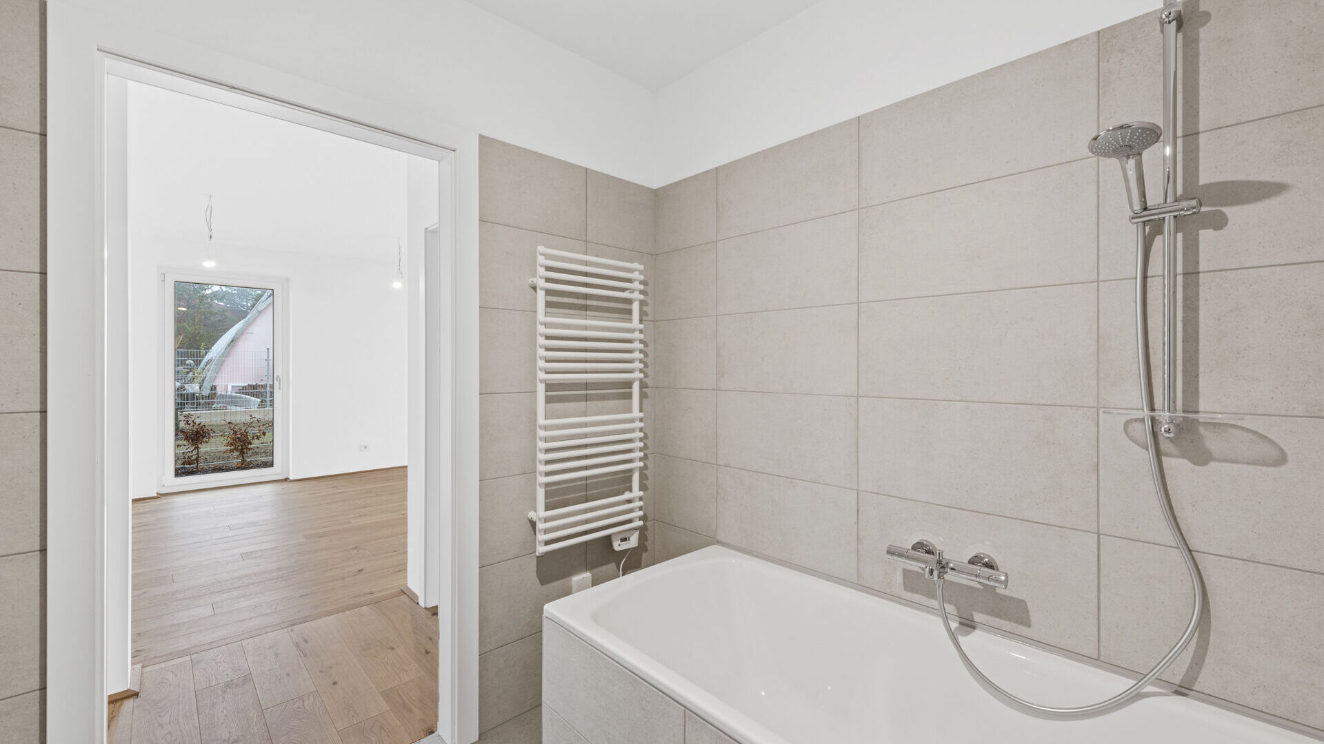 2025-12-09-S01626-Stiege 2-Top 4-009