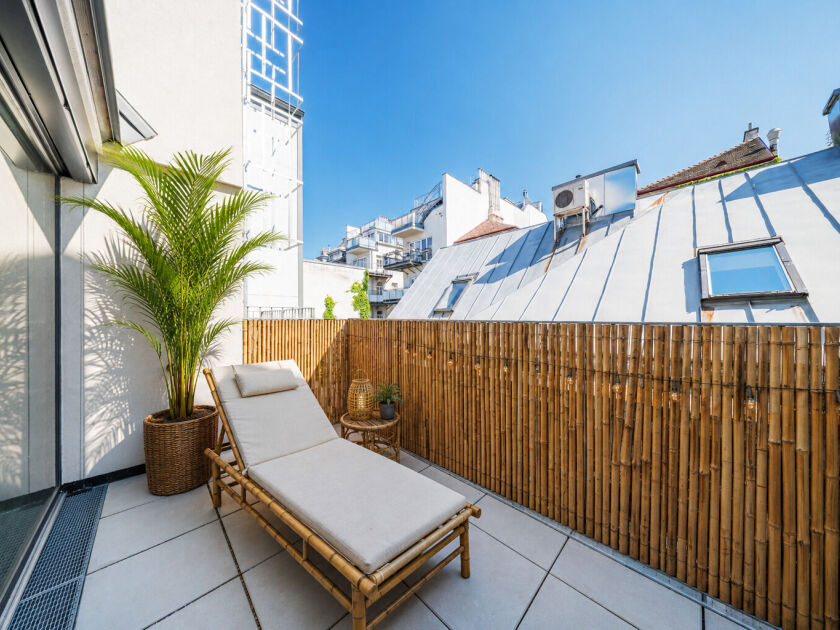Möblierung Terrasse KI-generiert