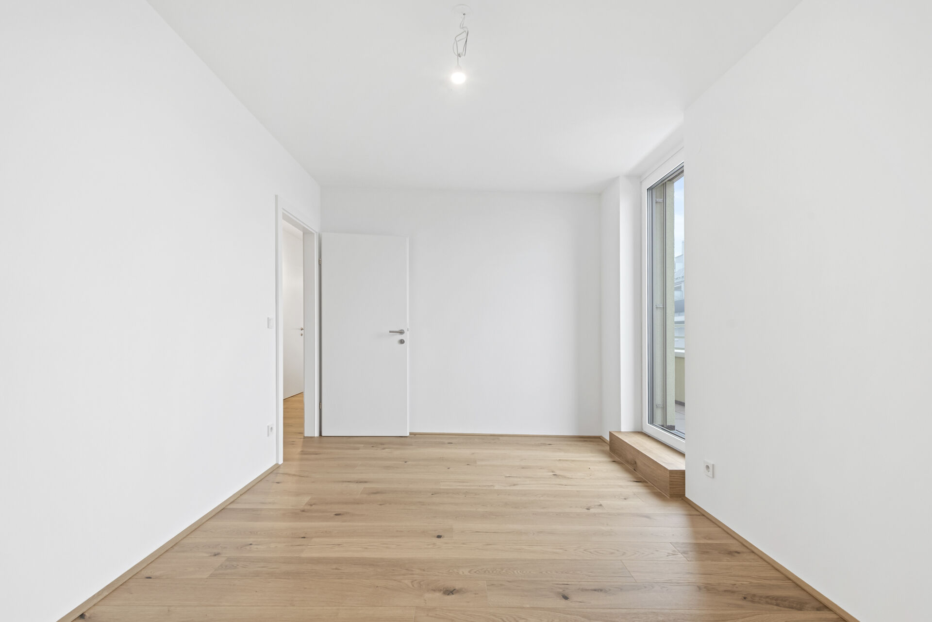 2025-12-09-S01626-Stiege 2-Top 27-010