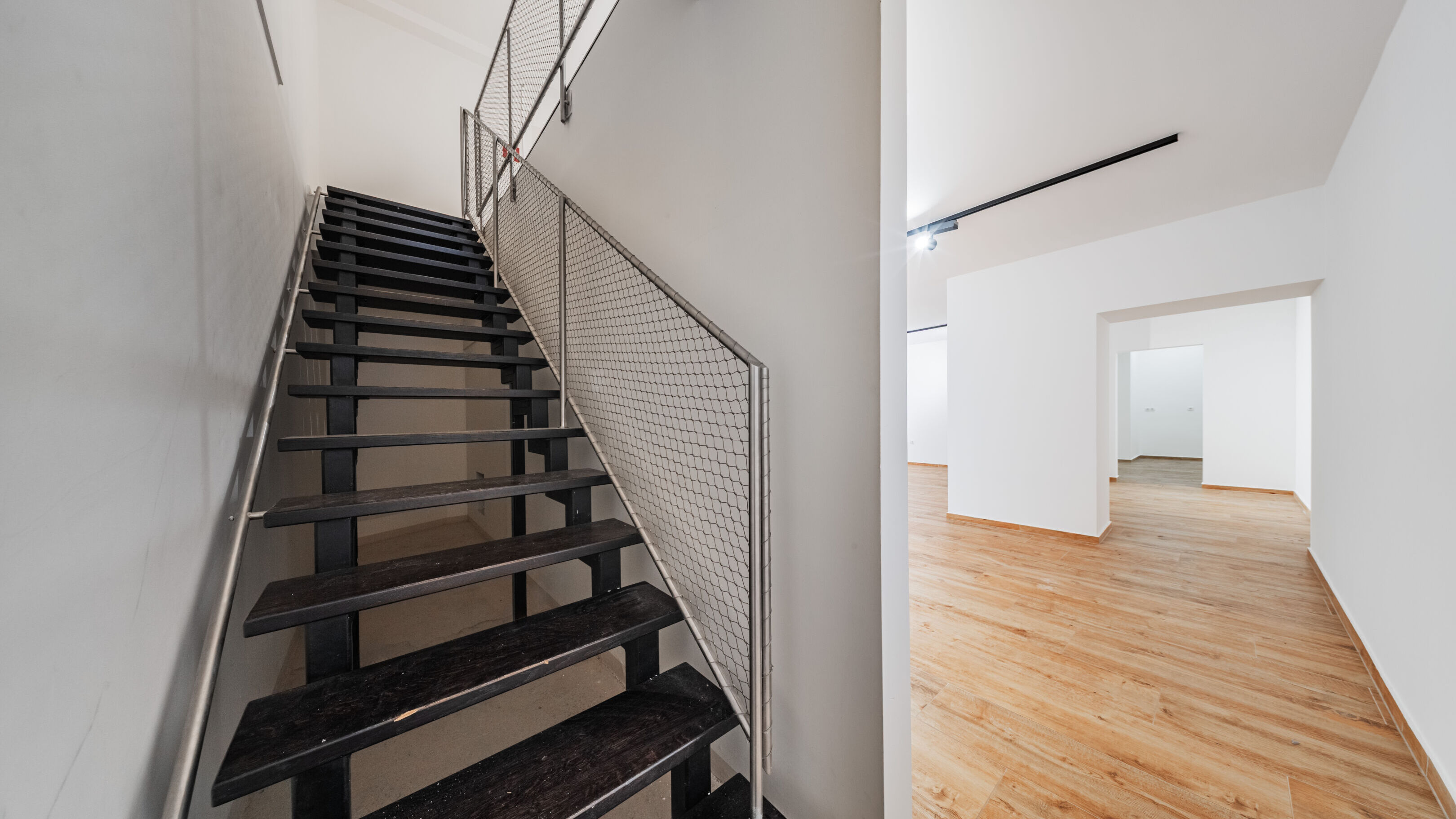 Aufgang Mezzanin