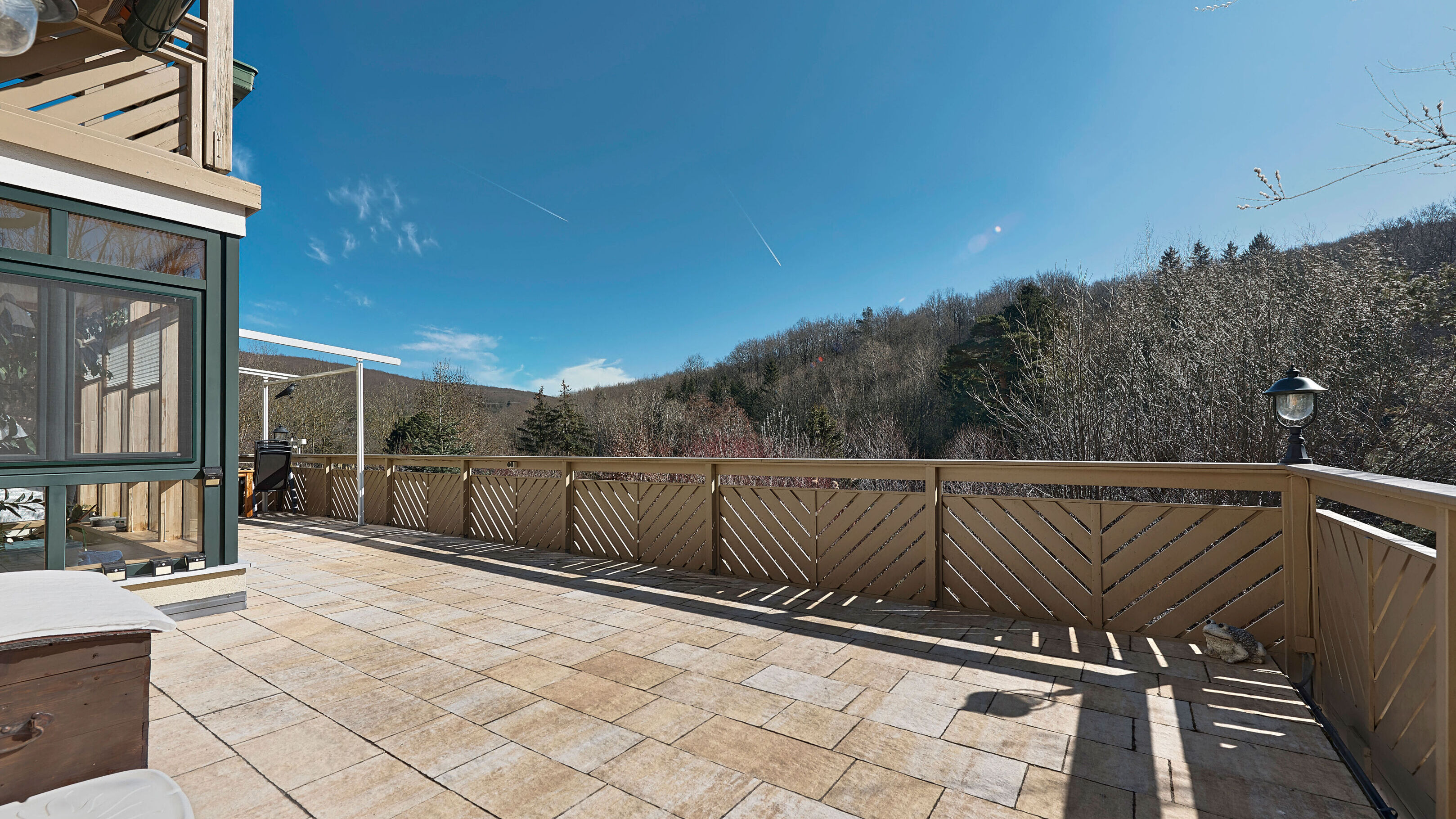 Terrasse mit Grünblick