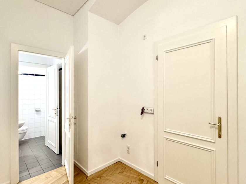 Vorraum mit Küchenanschlüssen