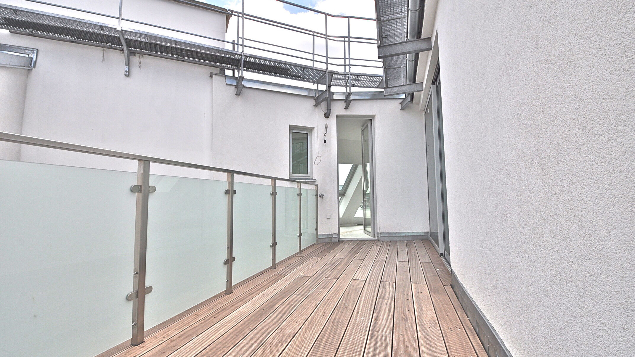 uneinsehbare Dachterrasse