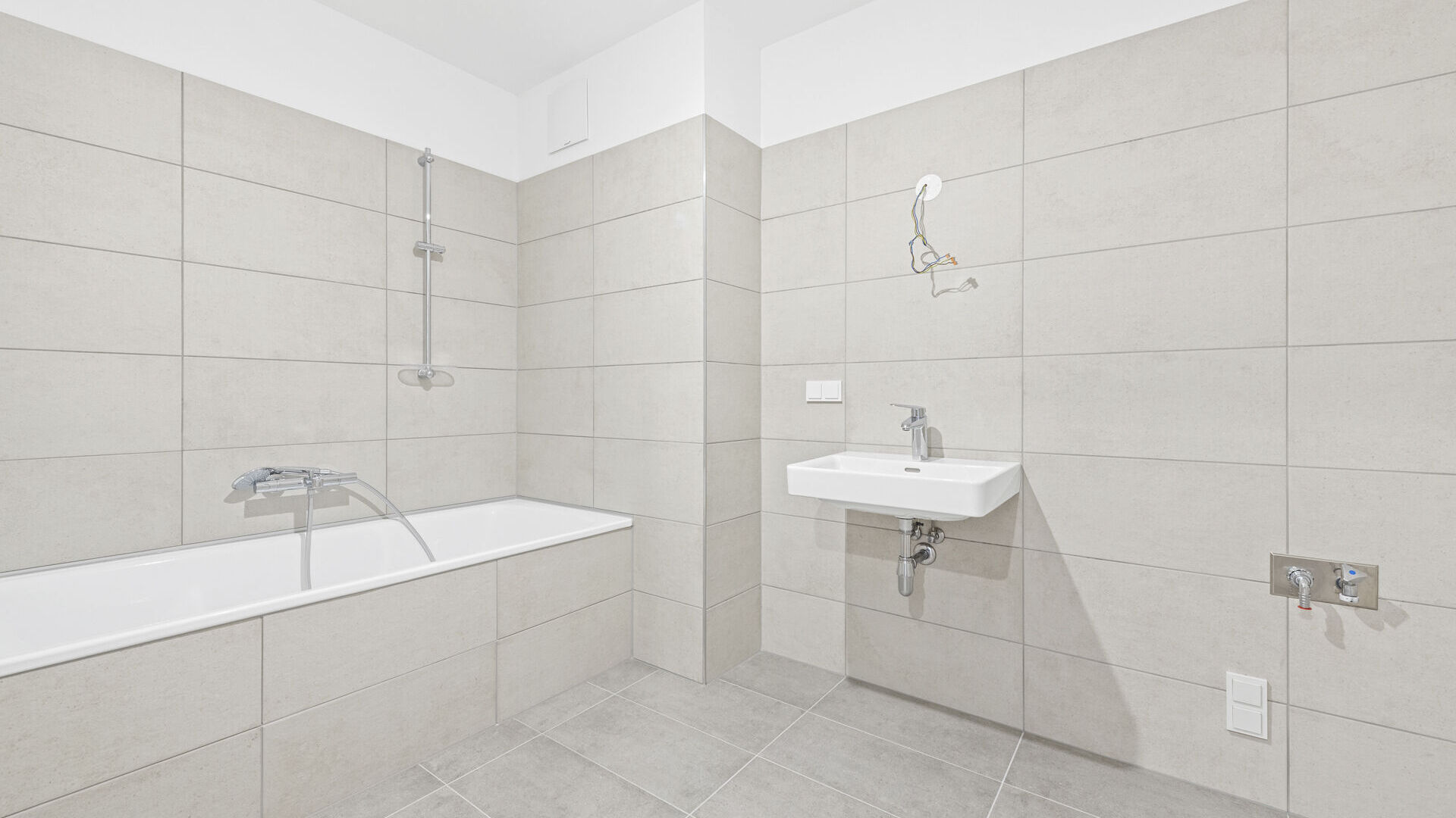 2025-12-09-S01626-Stiege 2-Top 24-004