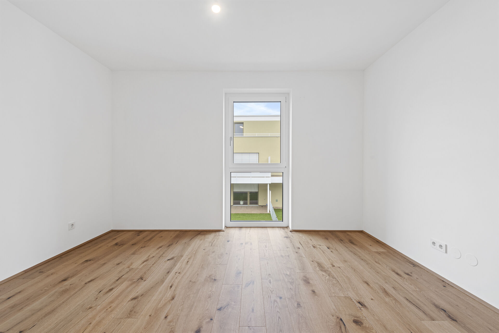 2025-12-09-S01626-Stiege 1-Top 8-004