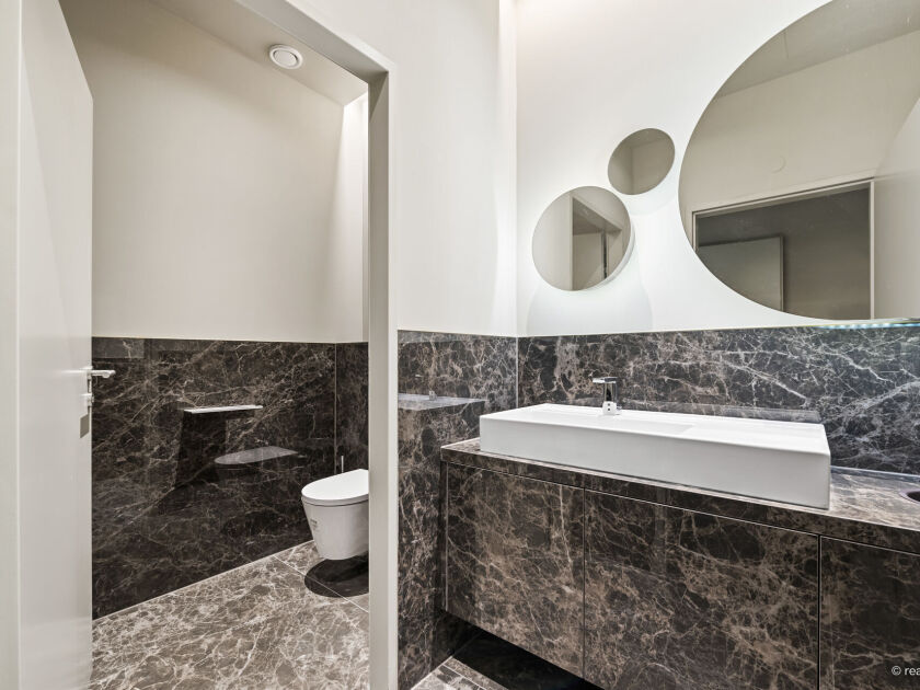 Damen-Toilette