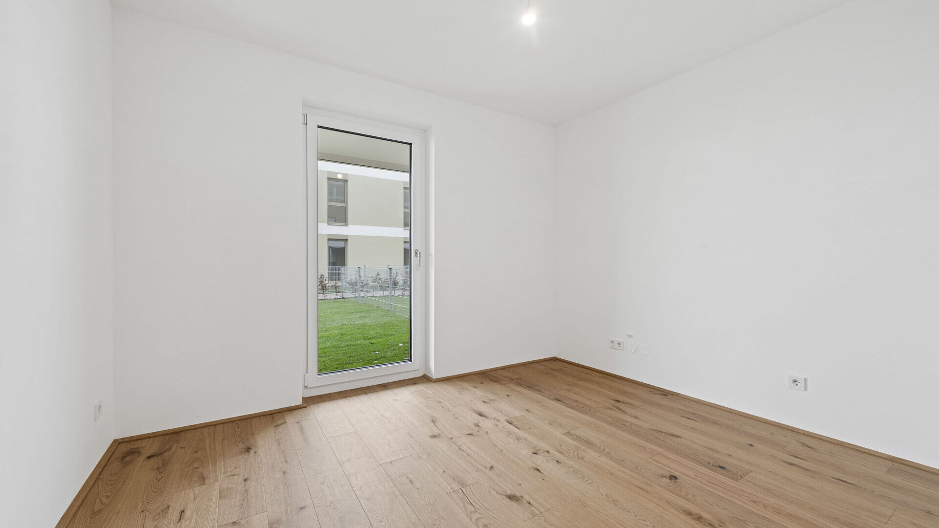 2025-12-09-S01626-Stiege 2-Top 4-006