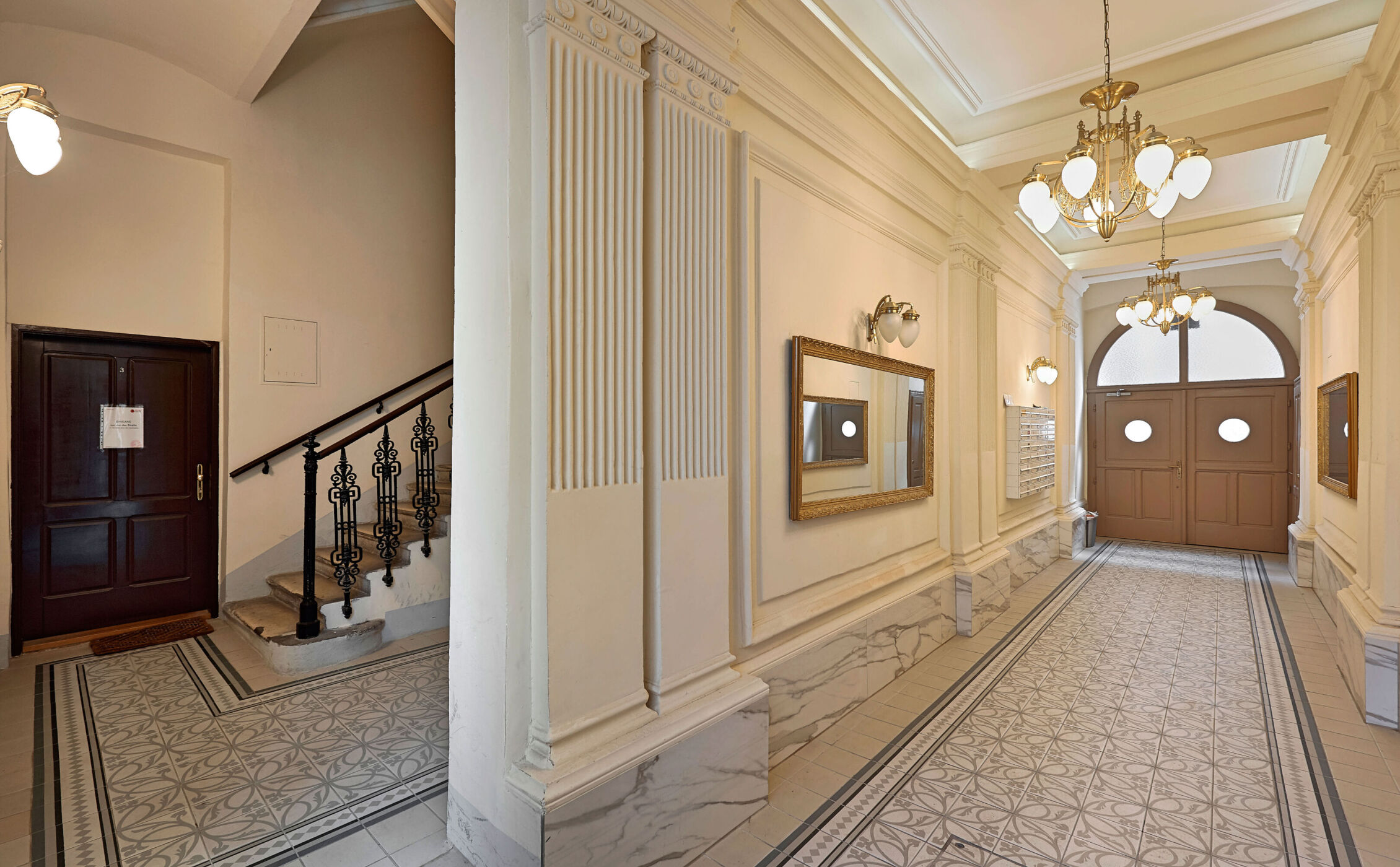 Leibenfrostgasse 8 | Hauseingang