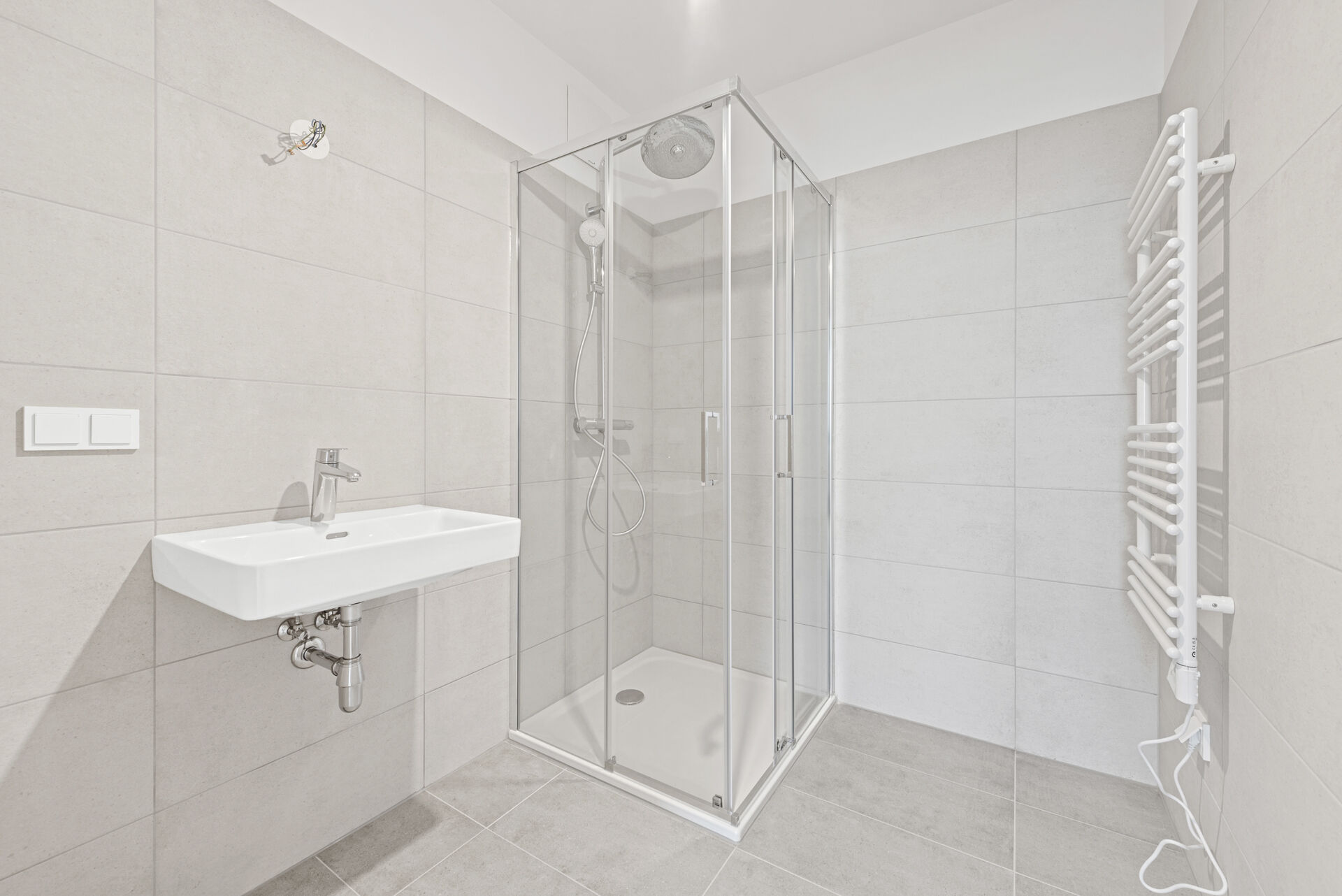 2025-12-09-S01626-Stiege 2-Top 23-009