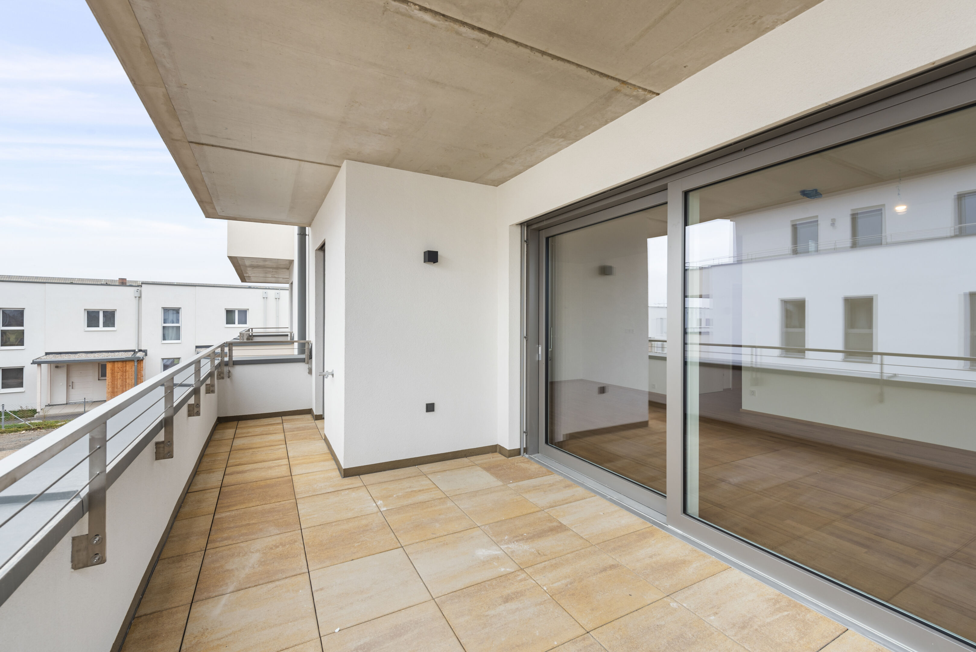 2025-12-17 S01624-A09-099