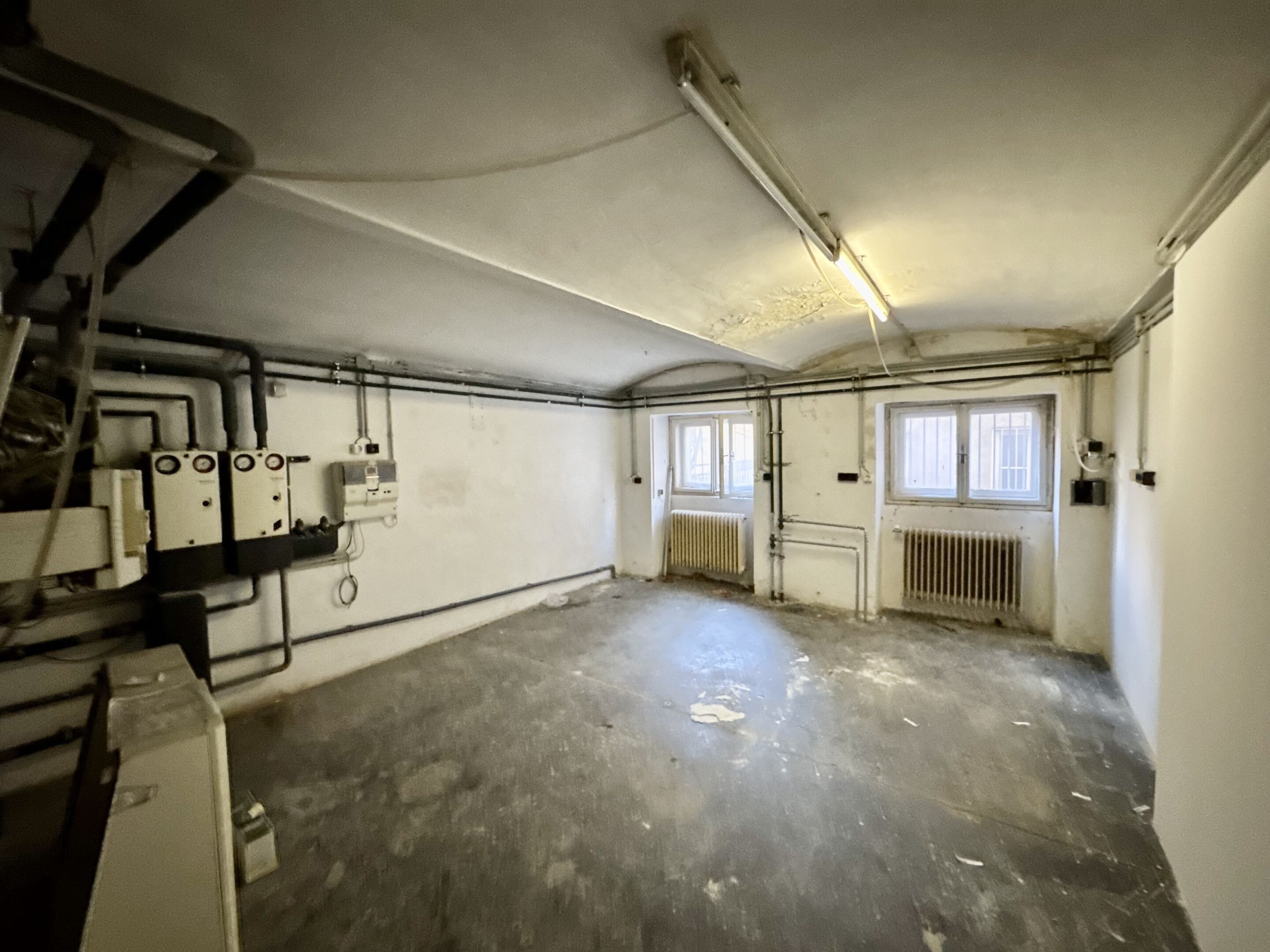 Lager/Technikraum im Zwischengeschoß