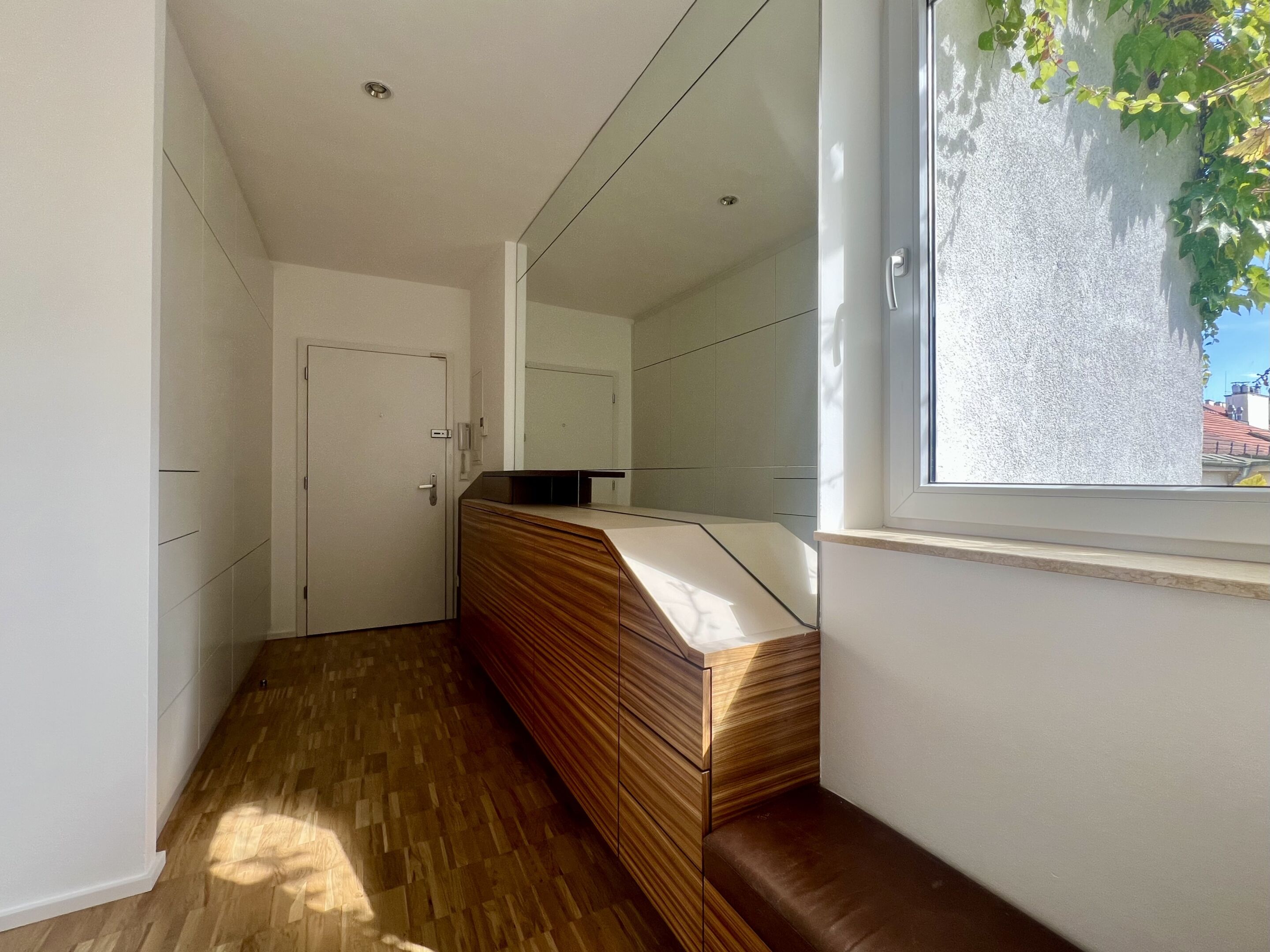 Vorraum / Garderobe