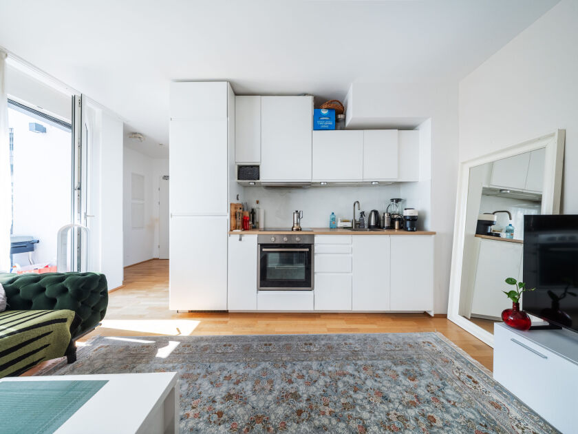 Wohnküche mit Balkon
