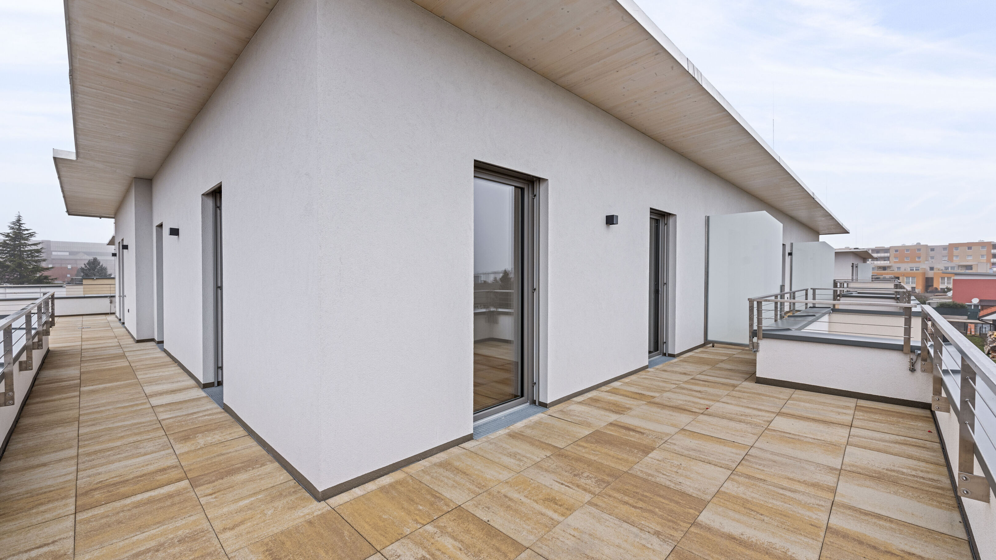 2025-12-17 S01624-D11-402