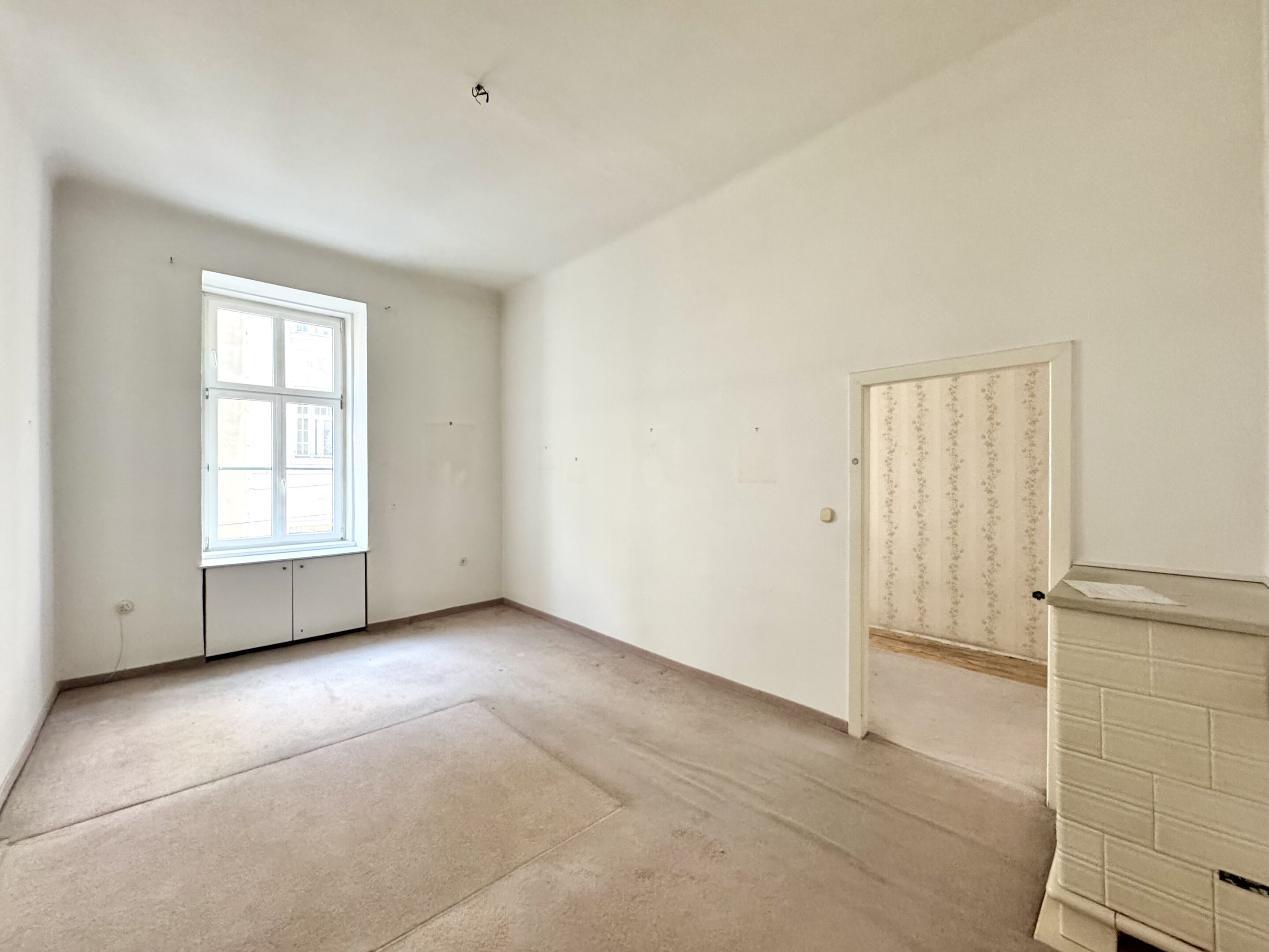 straßenseitiges Zimmer