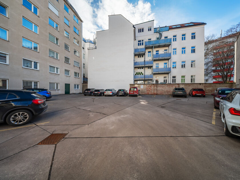 Innenhof mit Parkmöglichkeit