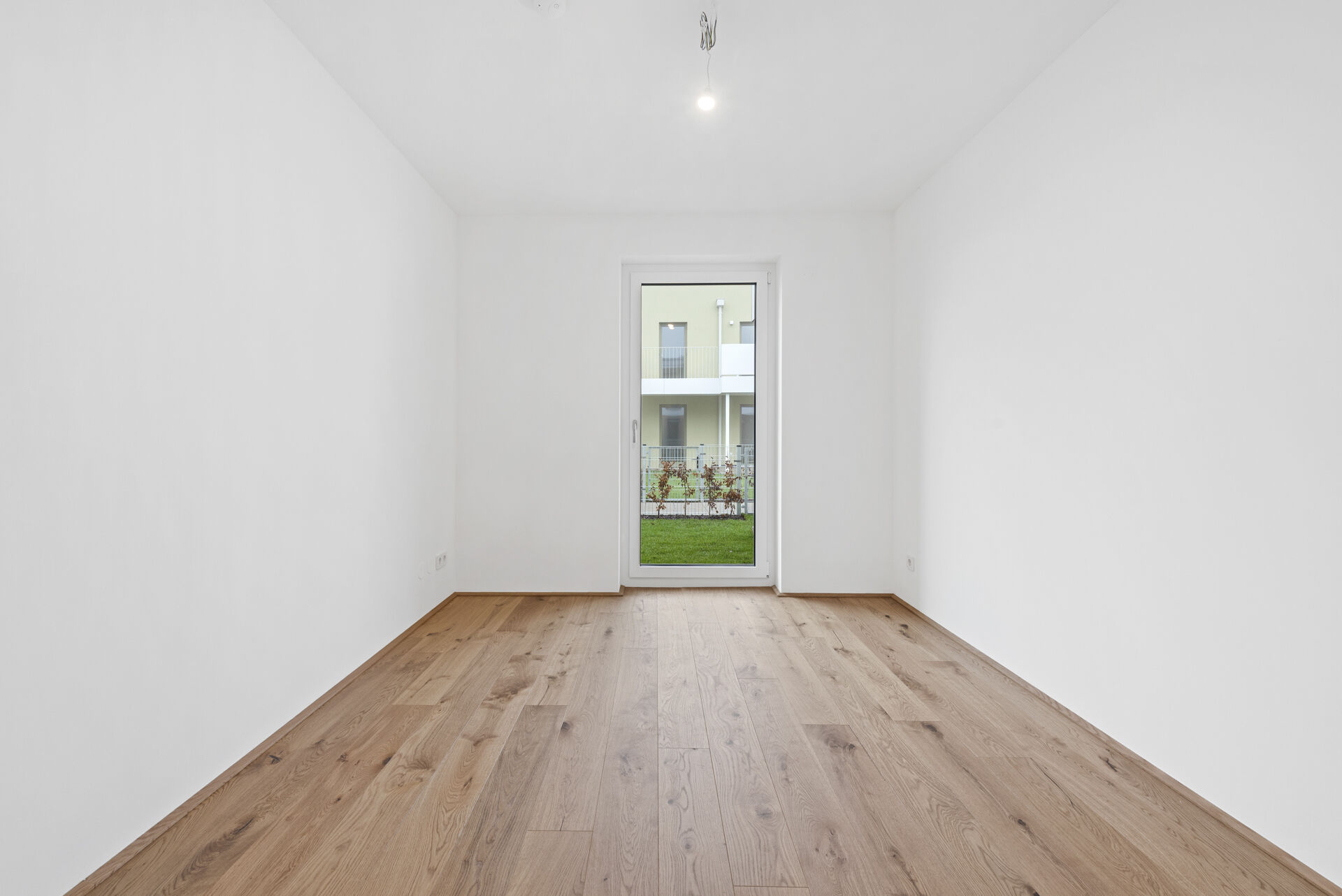 2025-12-09-S01626-Stiege 1-Top 2-004