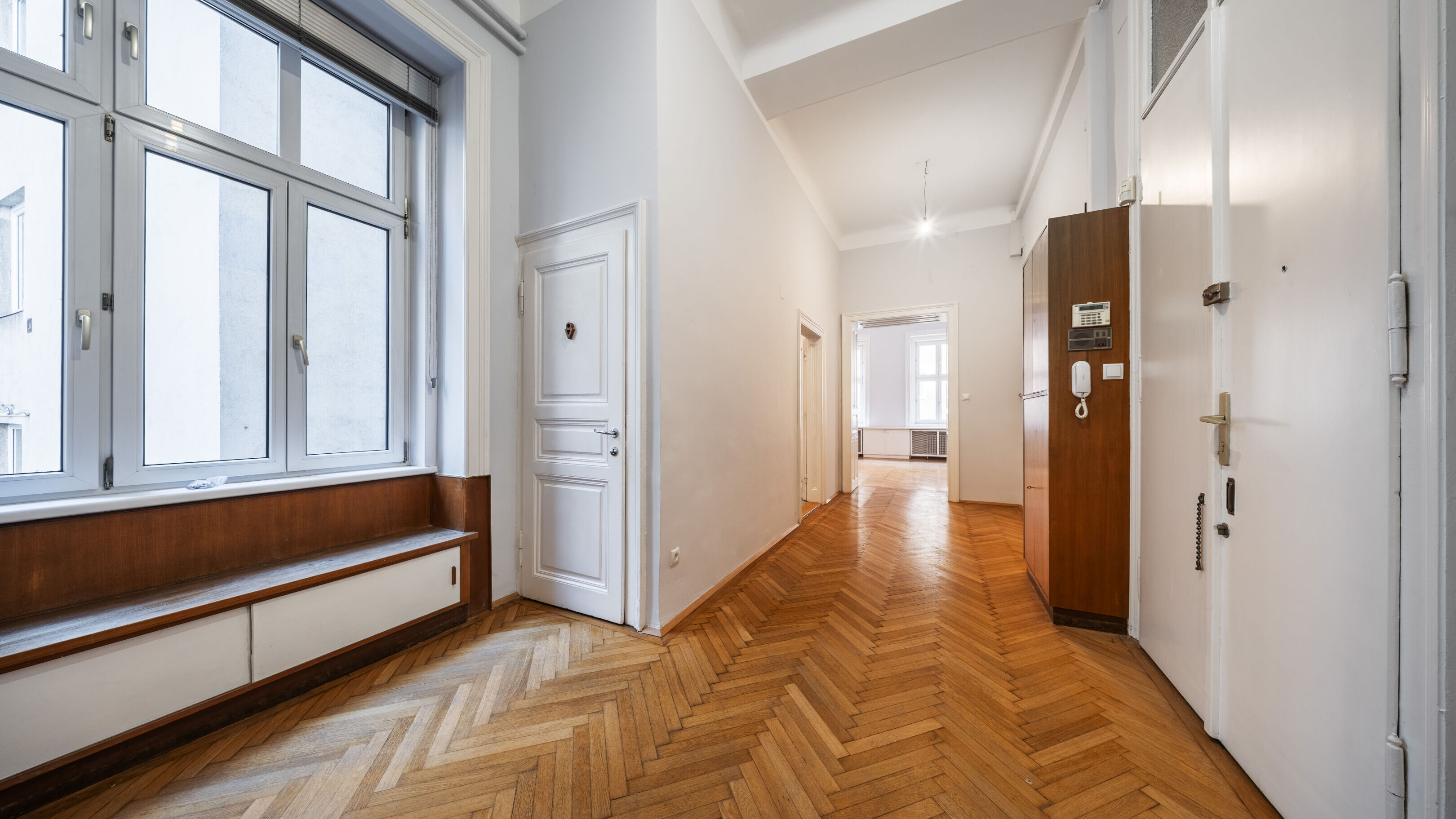 Vorraum mit Fenster