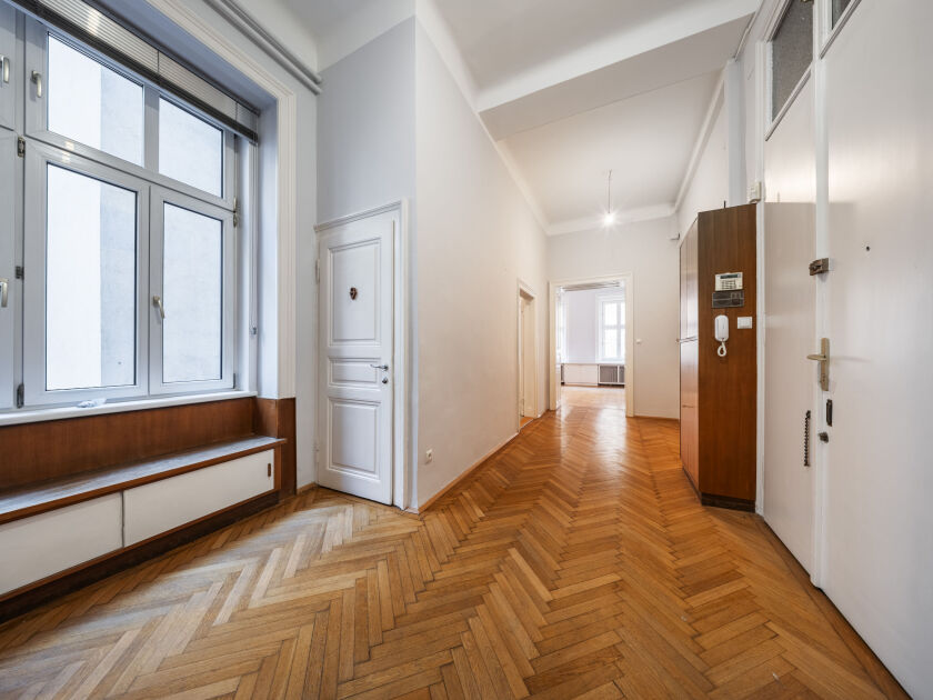 Vorraum mit Fenster