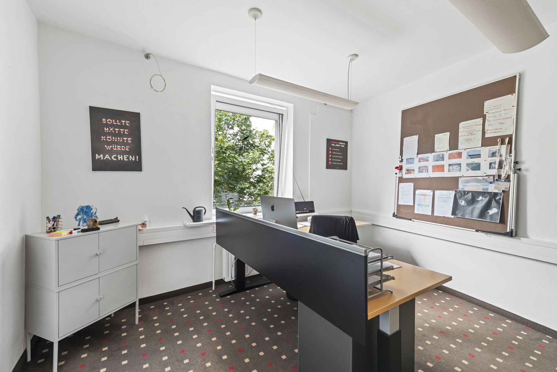 Büro im 1