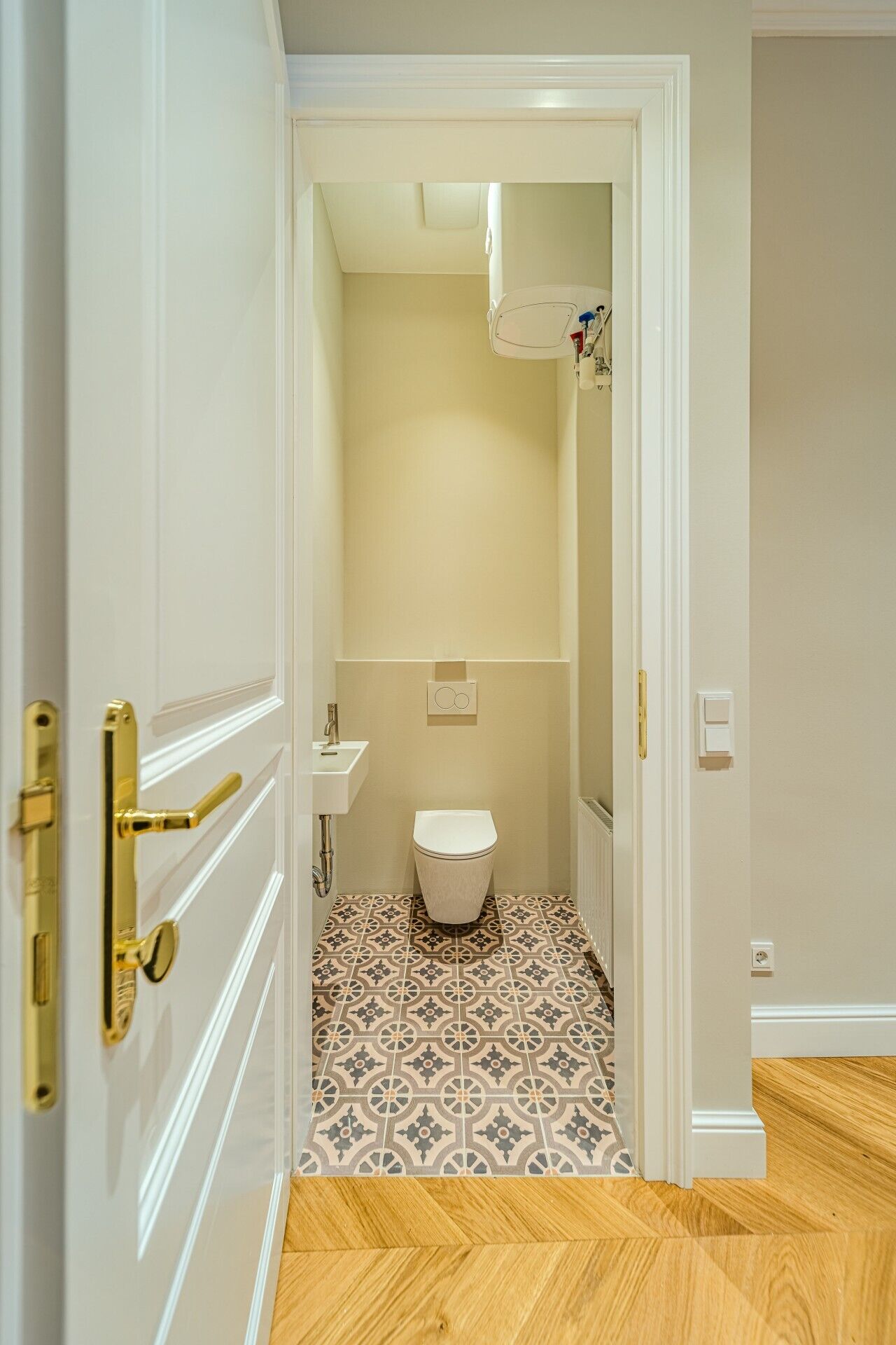 WC 2