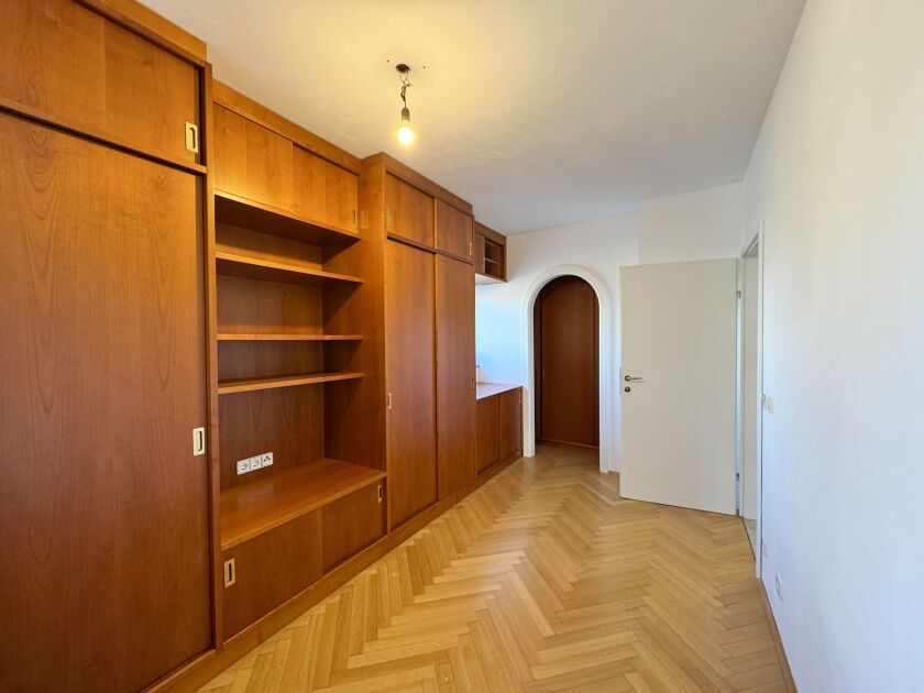 Schlafzimmer 2 mit Schrankraum