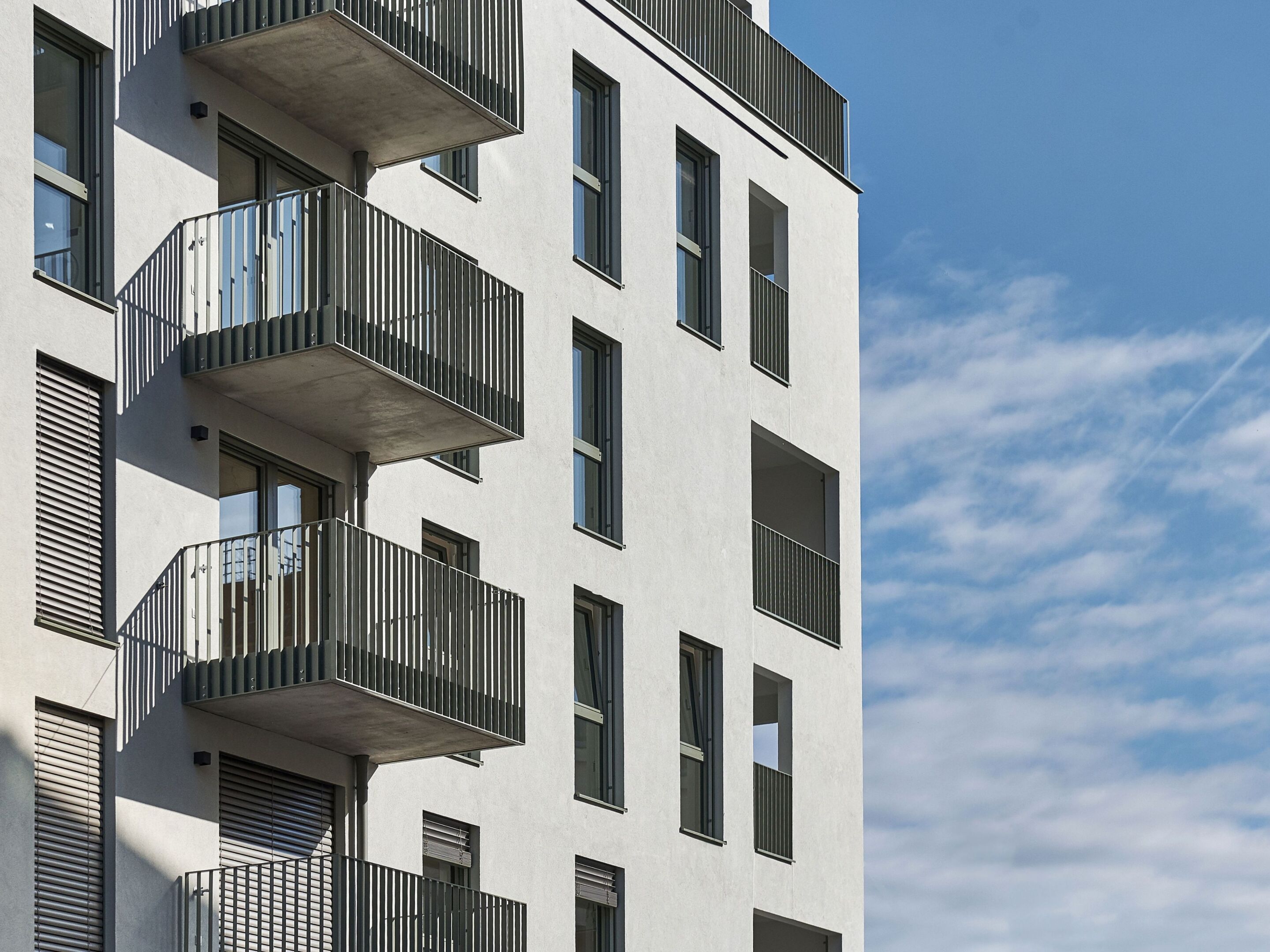 WINEGG-Arndtstraße 50-Fassade Balkon