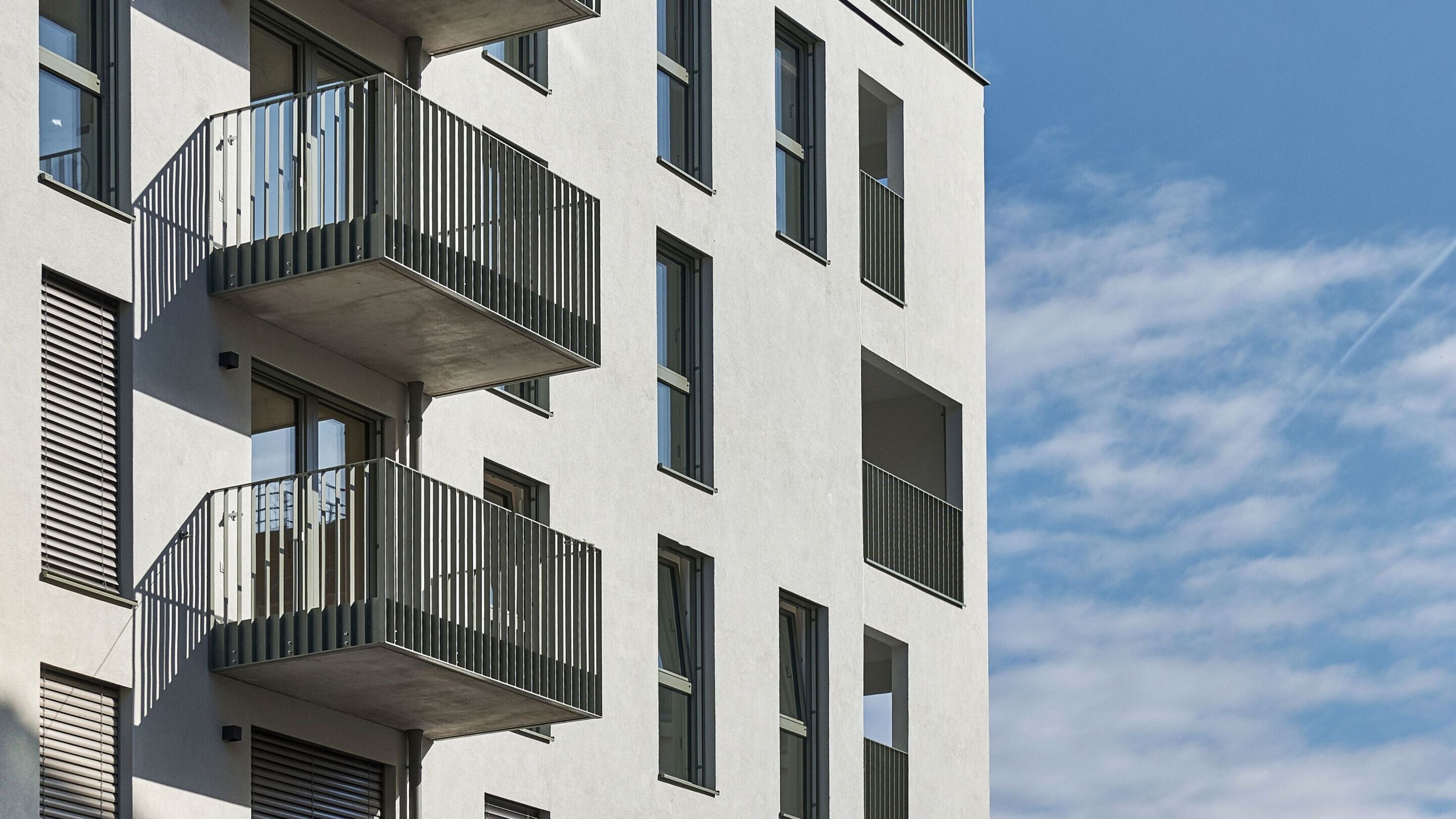 WINEGG-Arndtstraße 50-Fassade Balkon